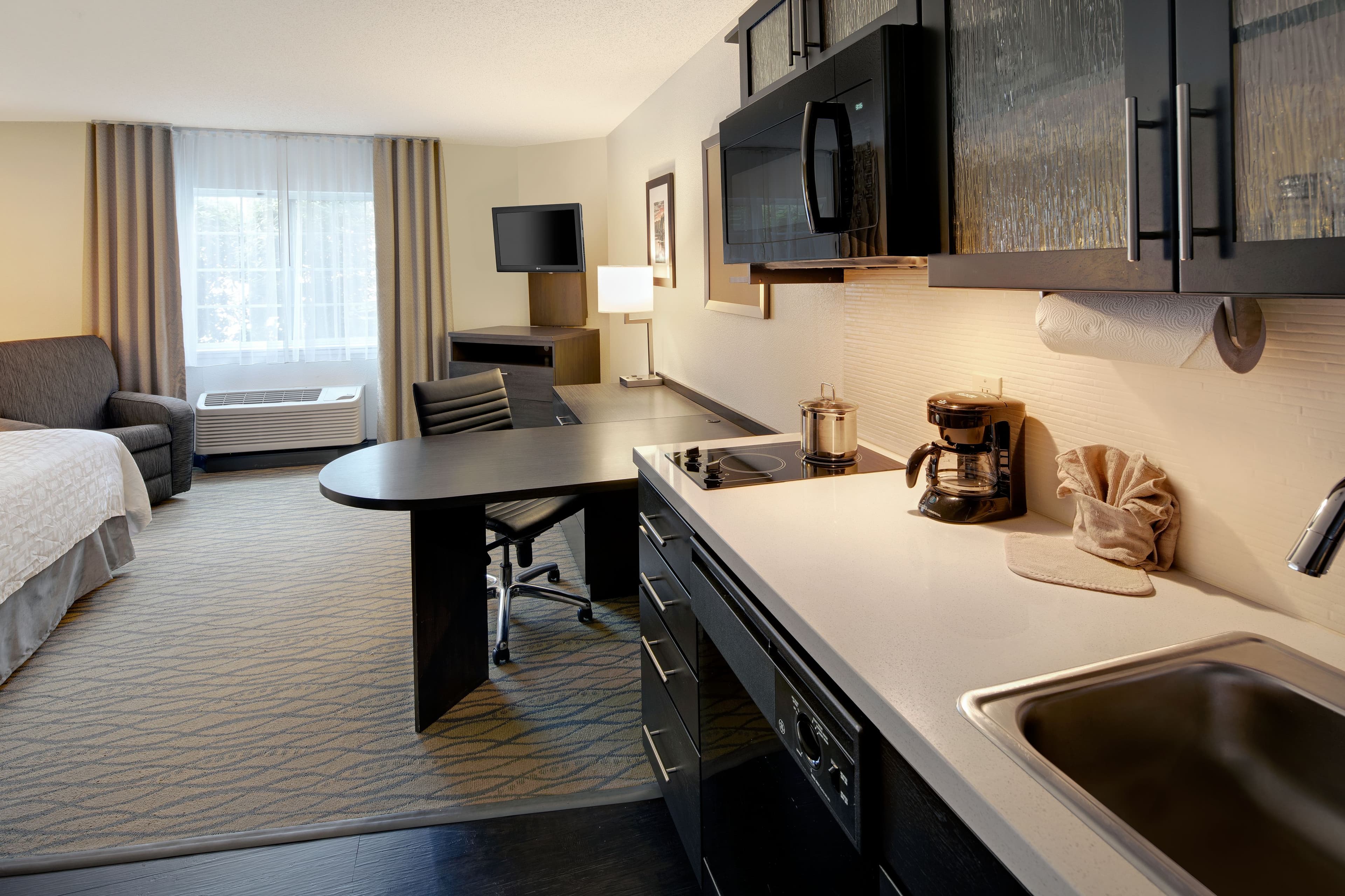 Candlewood Suites Rogers/Bentonville — 16