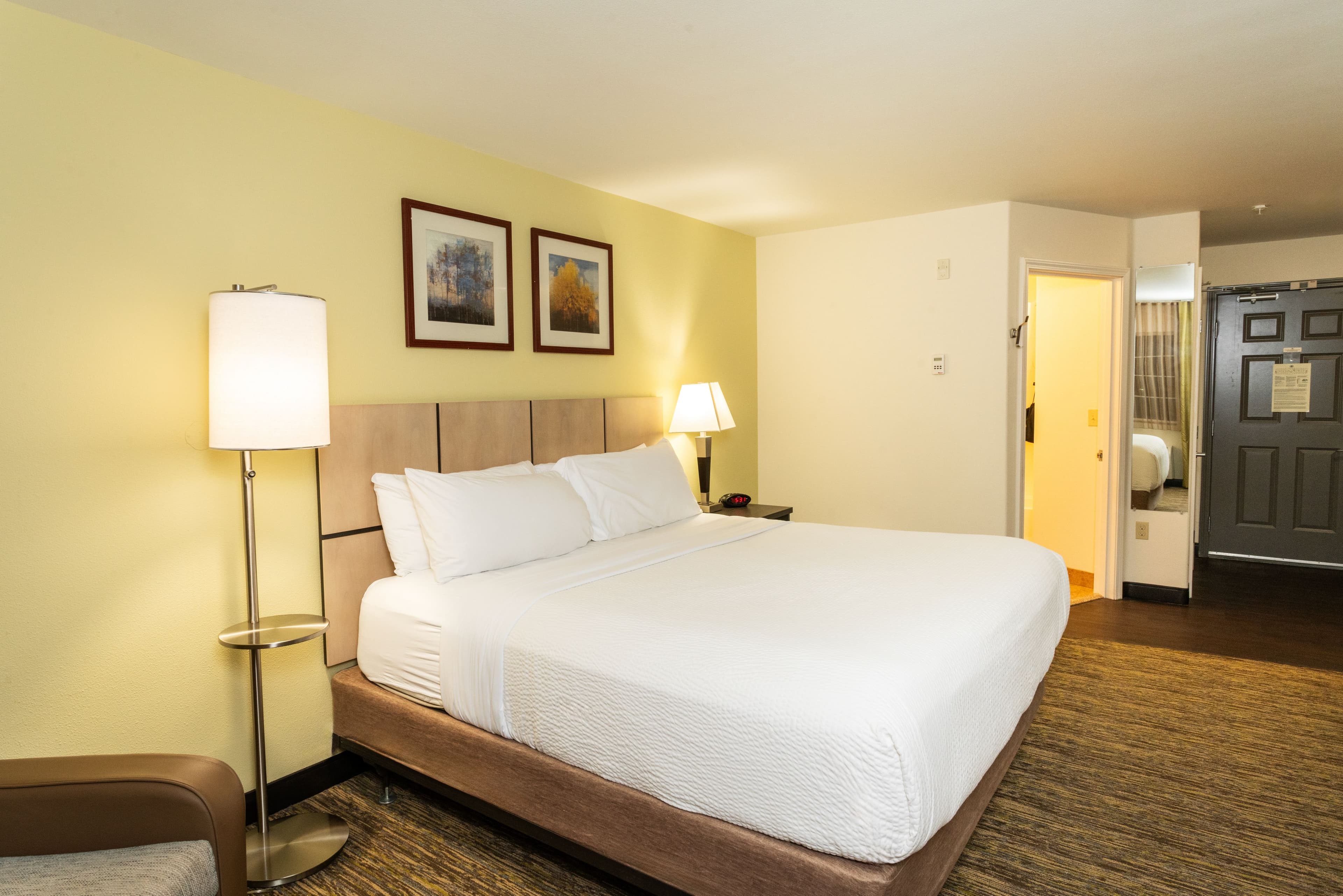 Candlewood Suites Roswell - Image 4