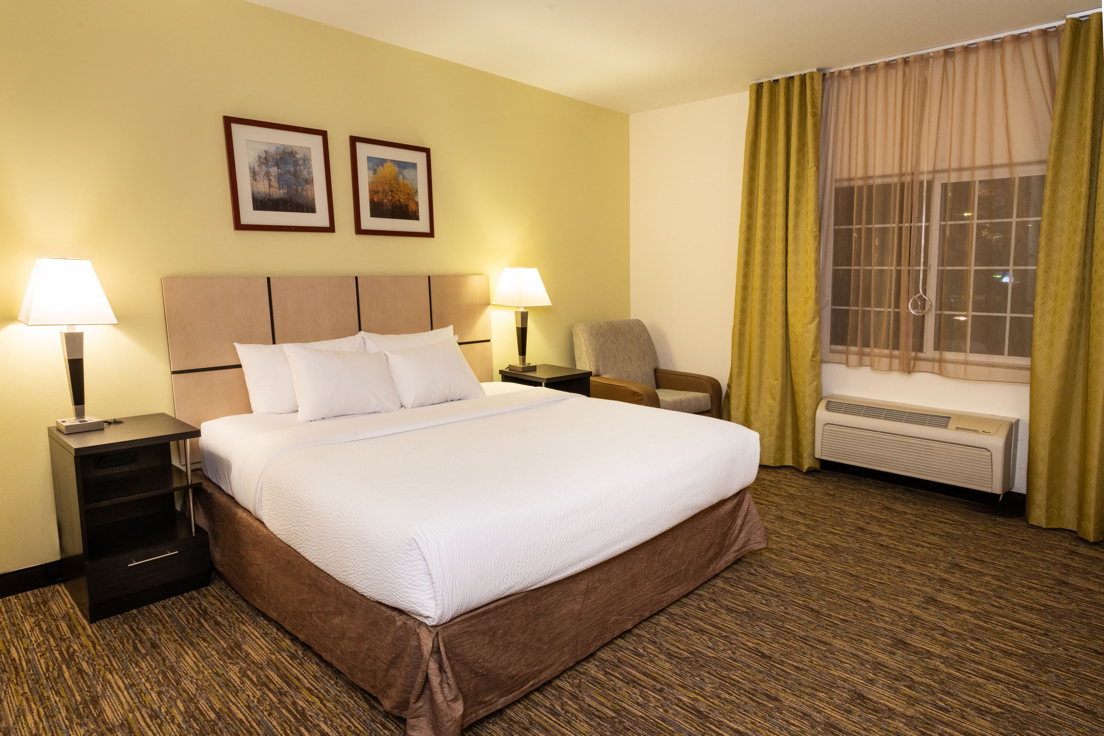 Candlewood Suites Roswell - Image 2