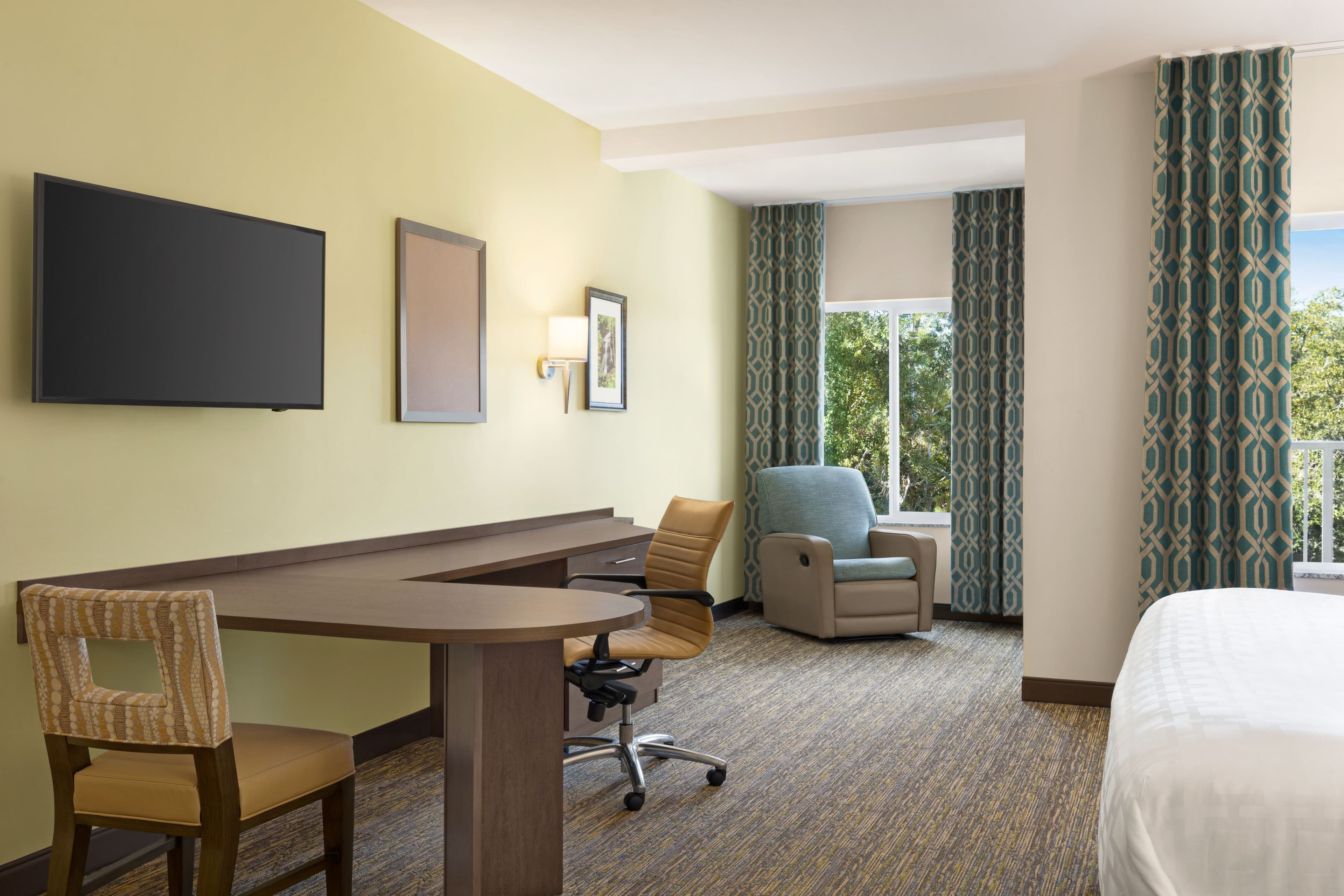 Candlewood Suites Safety Harbor - Clearwater NE - Image 5