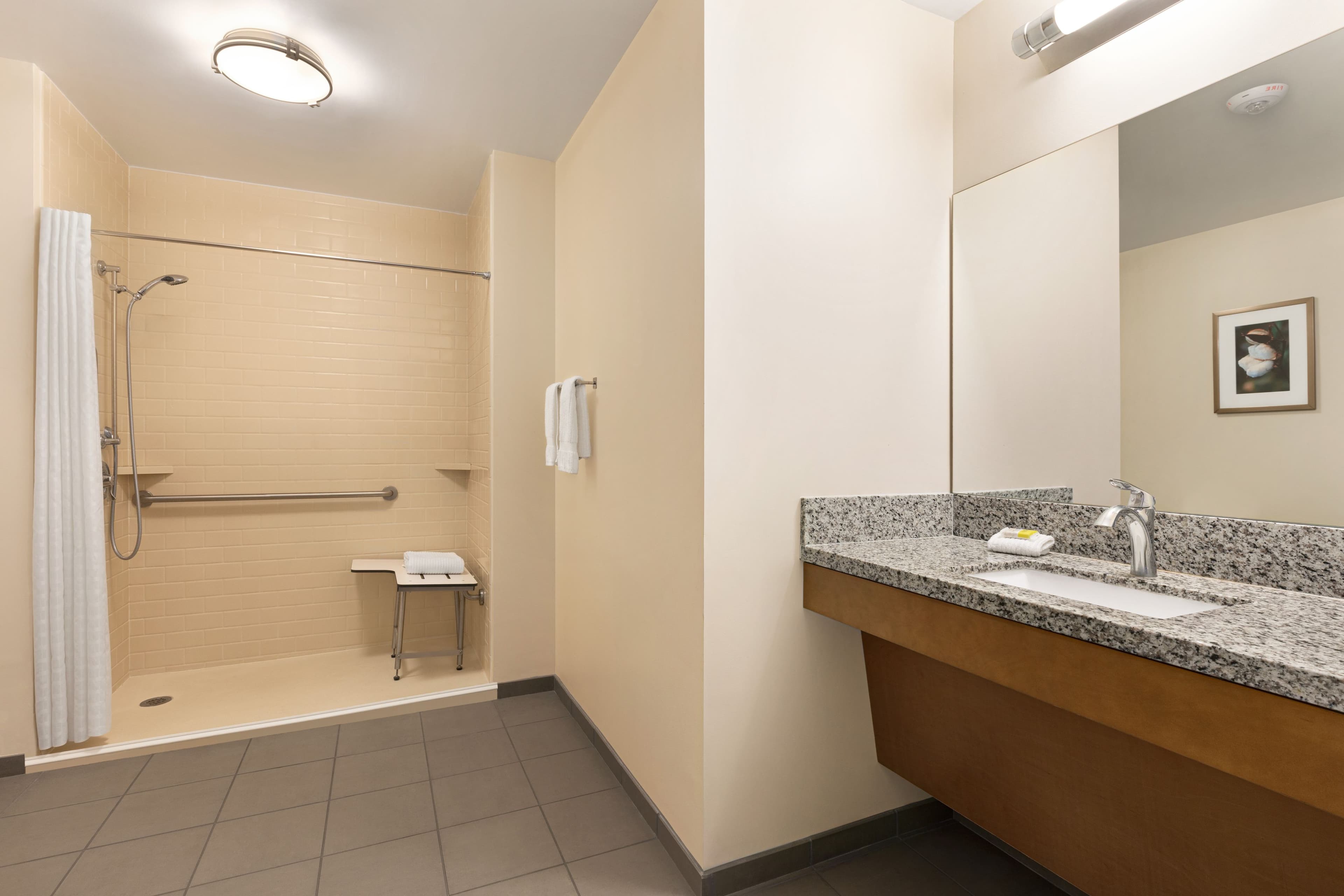 Candlewood Suites Safety Harbor - Clearwater NE — 22