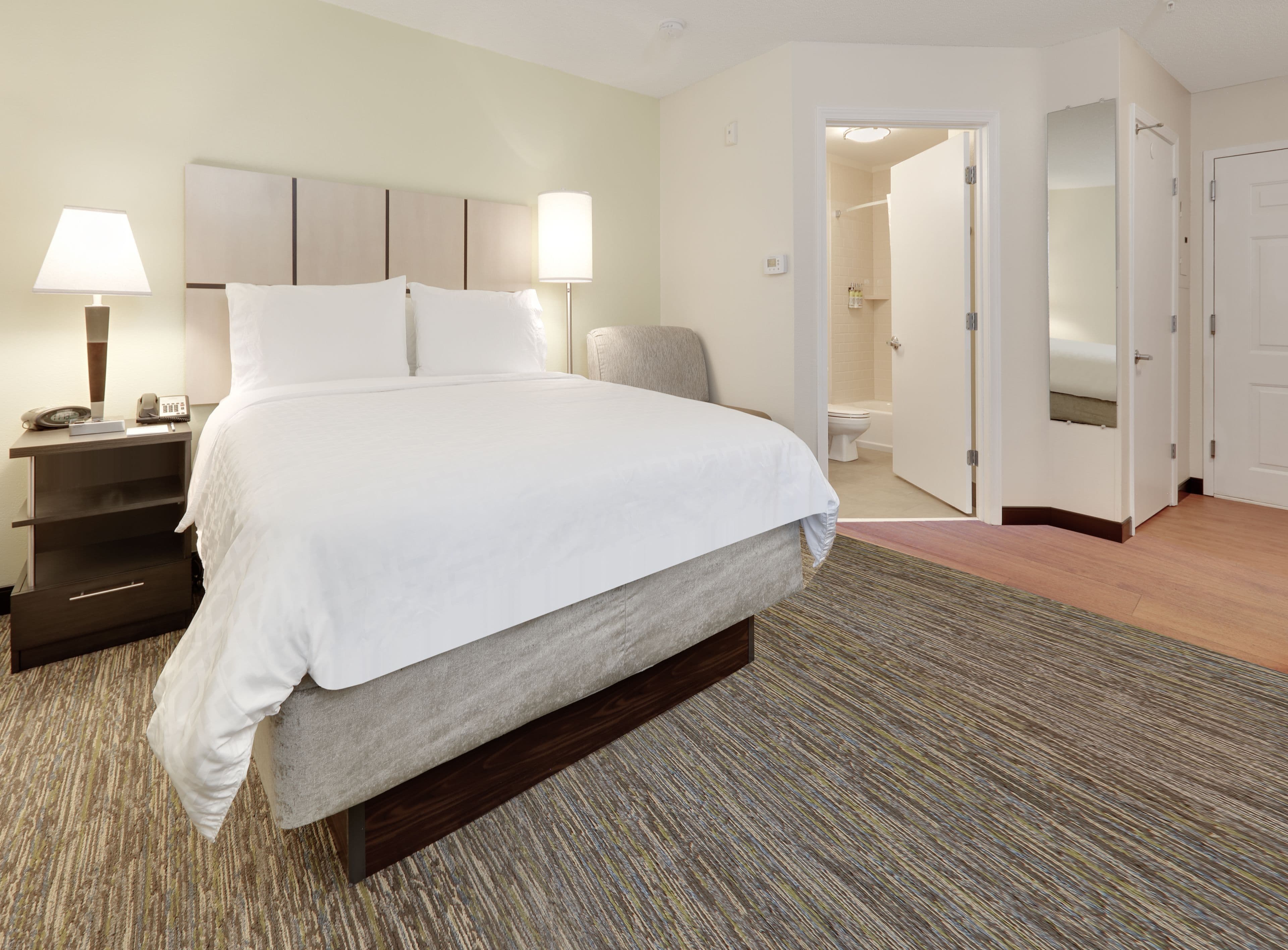 Candlewood Suites Salina — 2