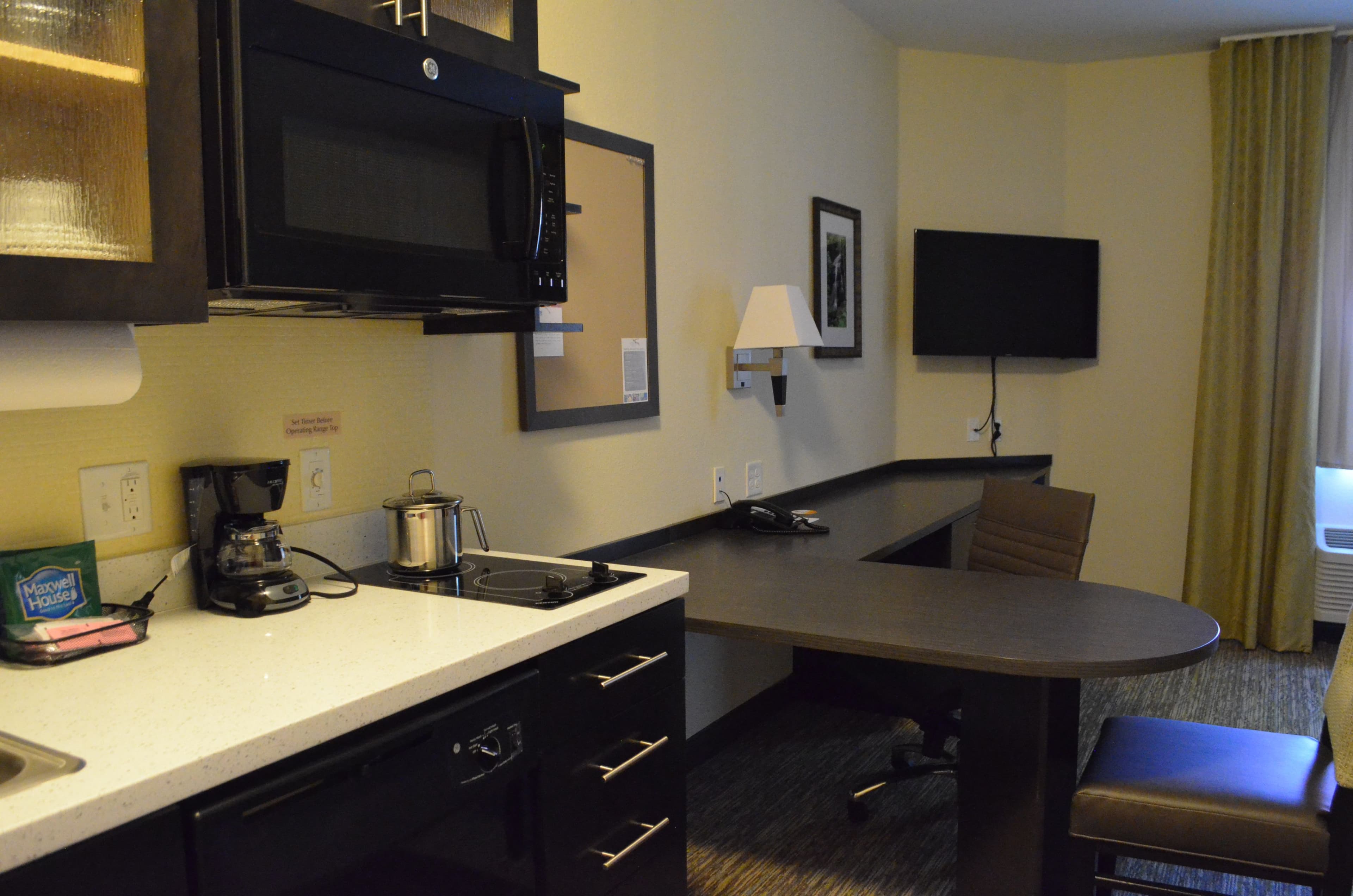 Candlewood Suites San Antonio Airport - Image 3