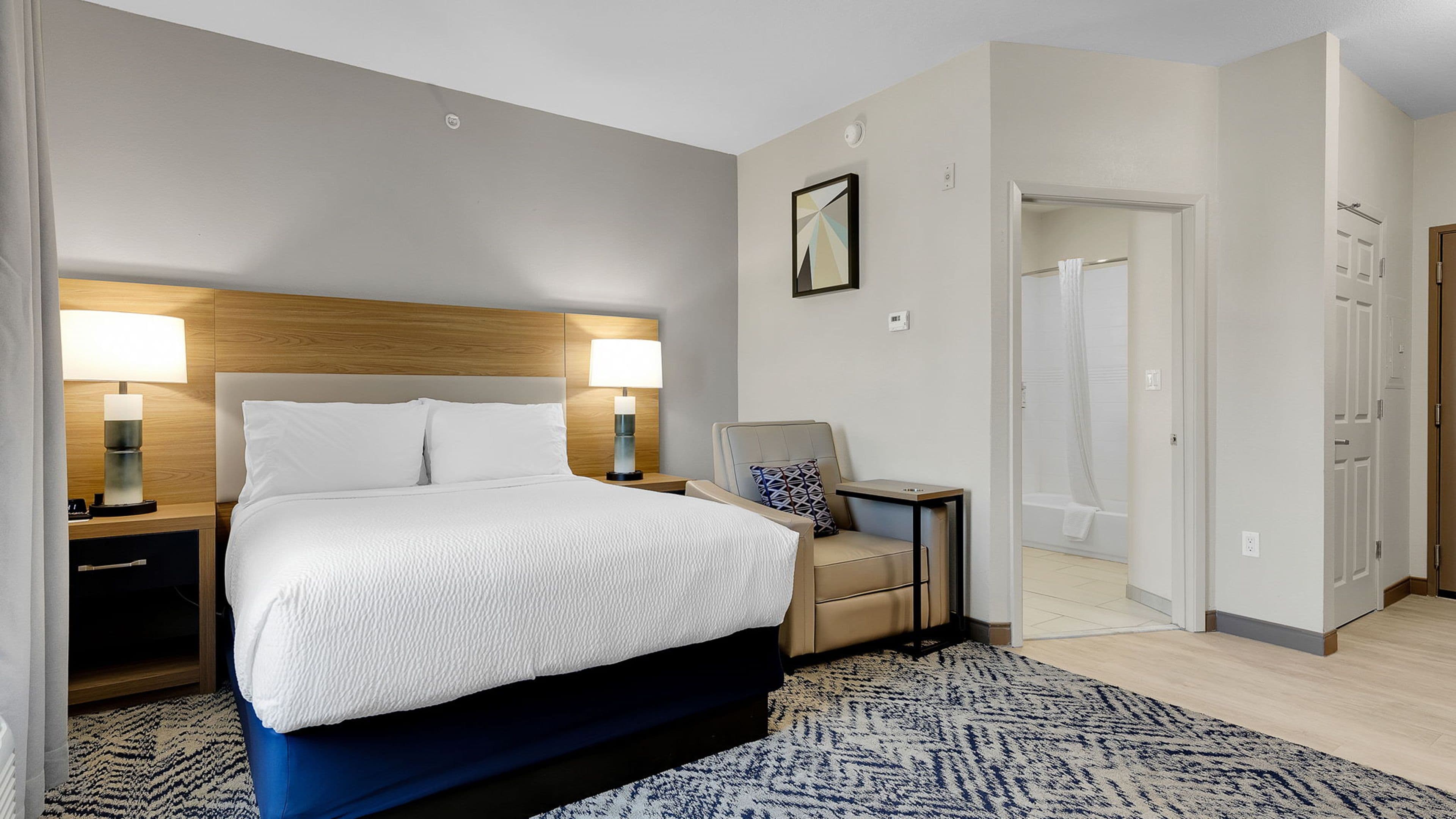 Candlewood Suites San Antonio Downtown - Image 3