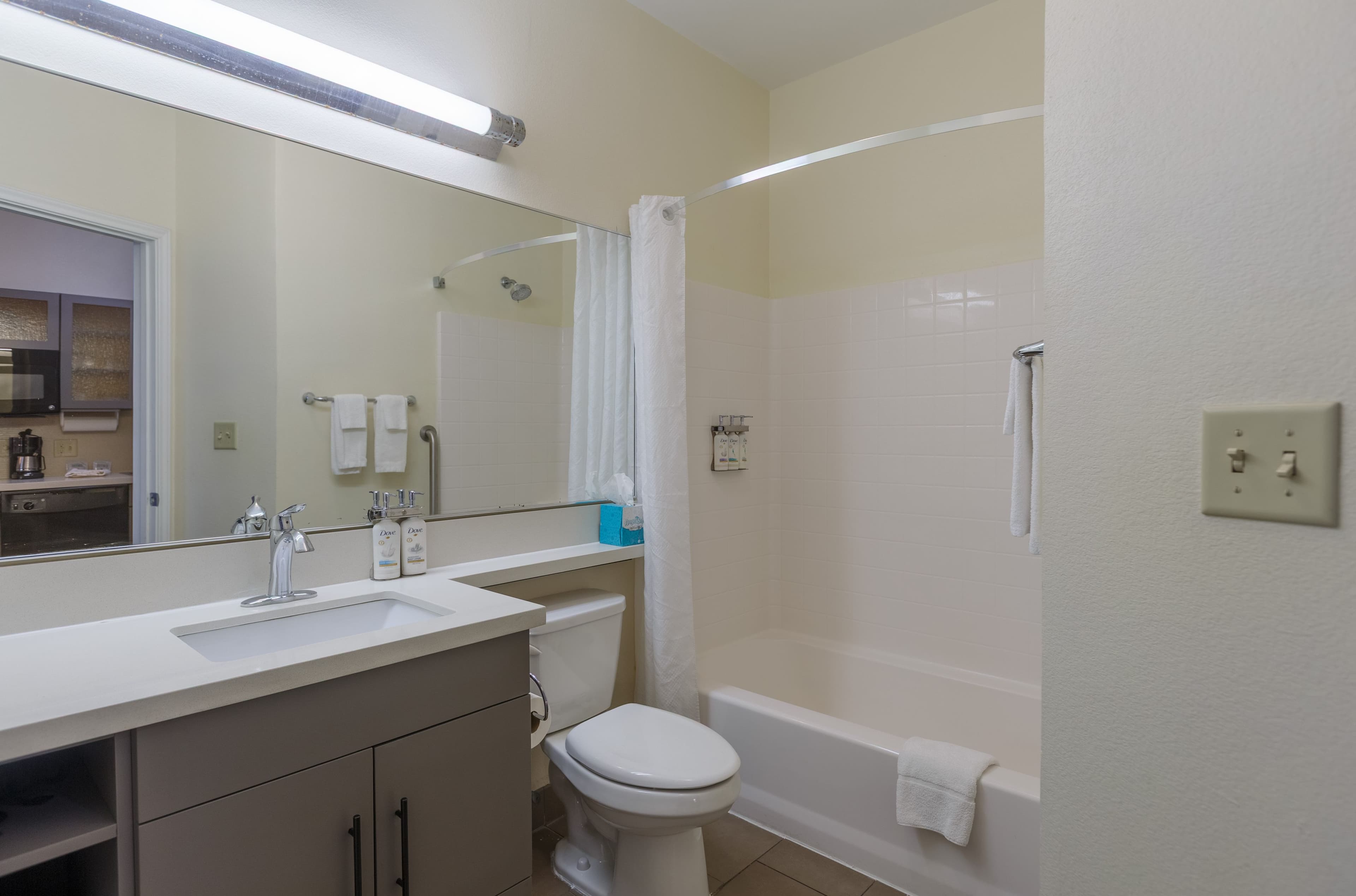 Studio Suite - Image 5