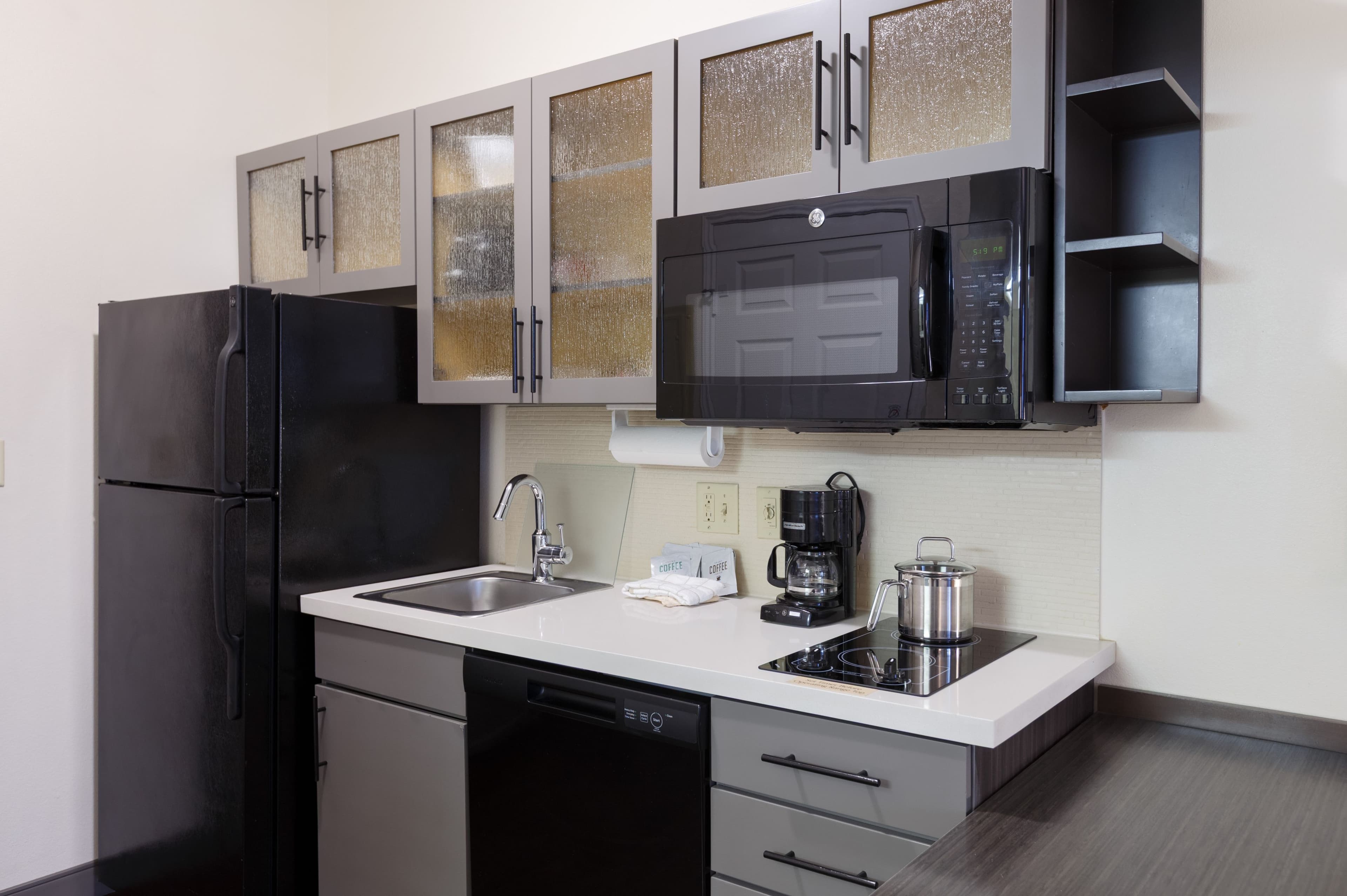 Studio Suite - Image 8