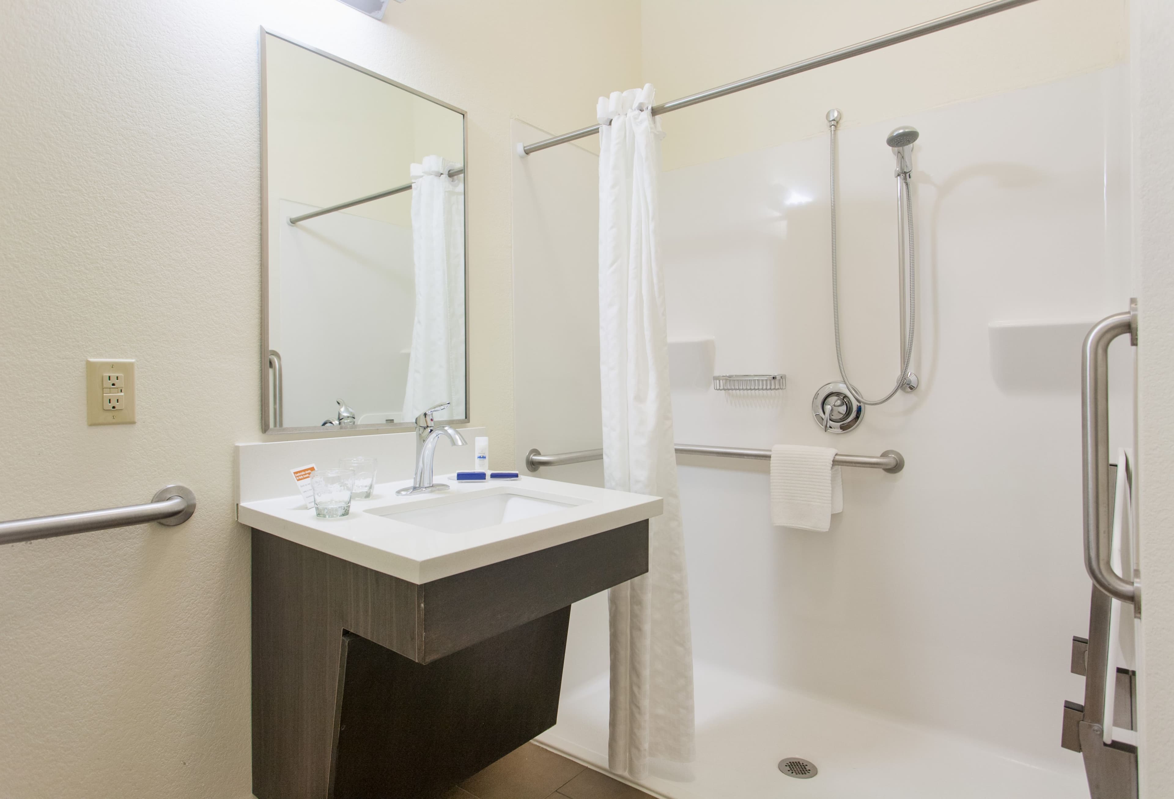 Candlewood Suites San Marcos — 57