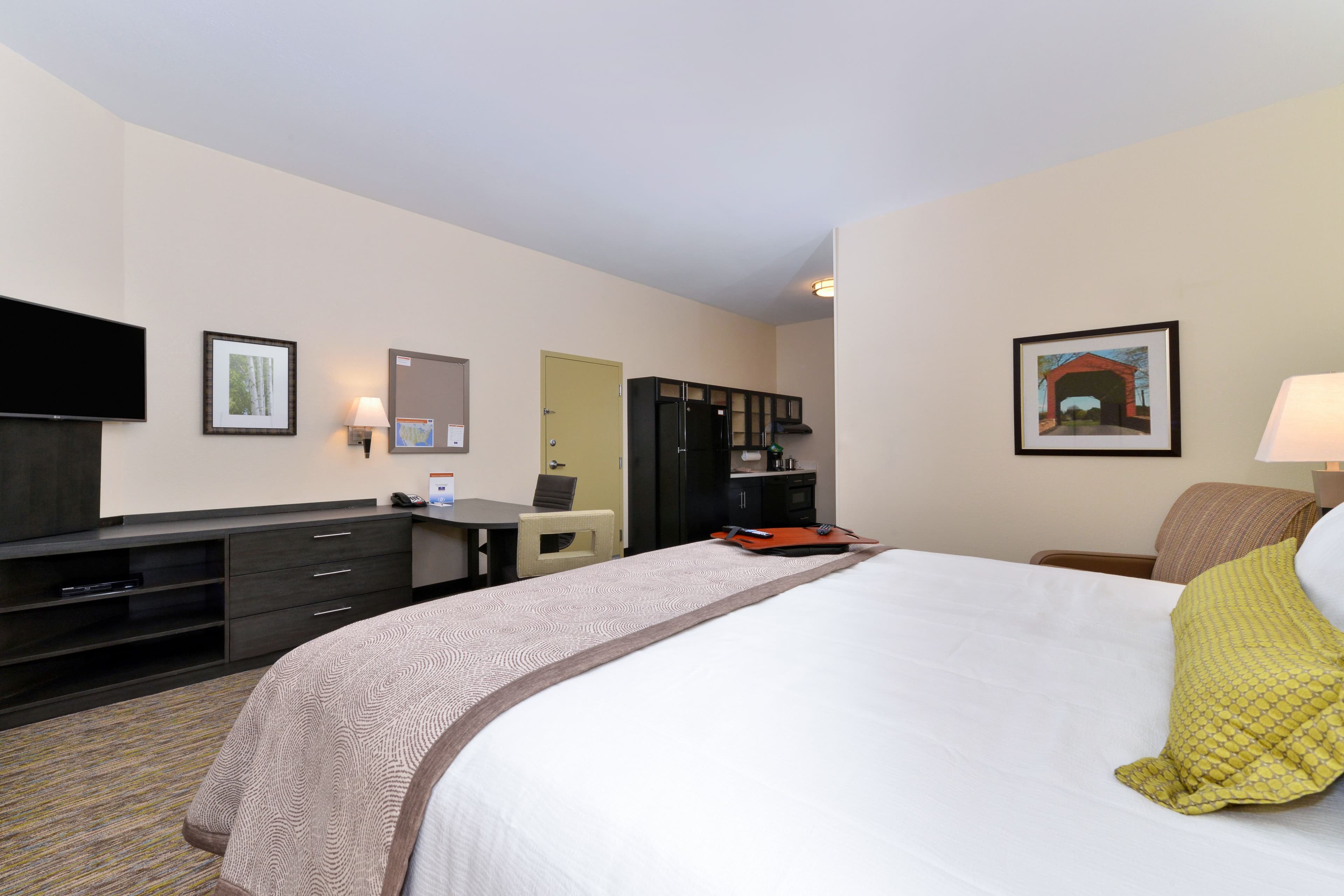 Candlewood Suites Sayre - Image 2
