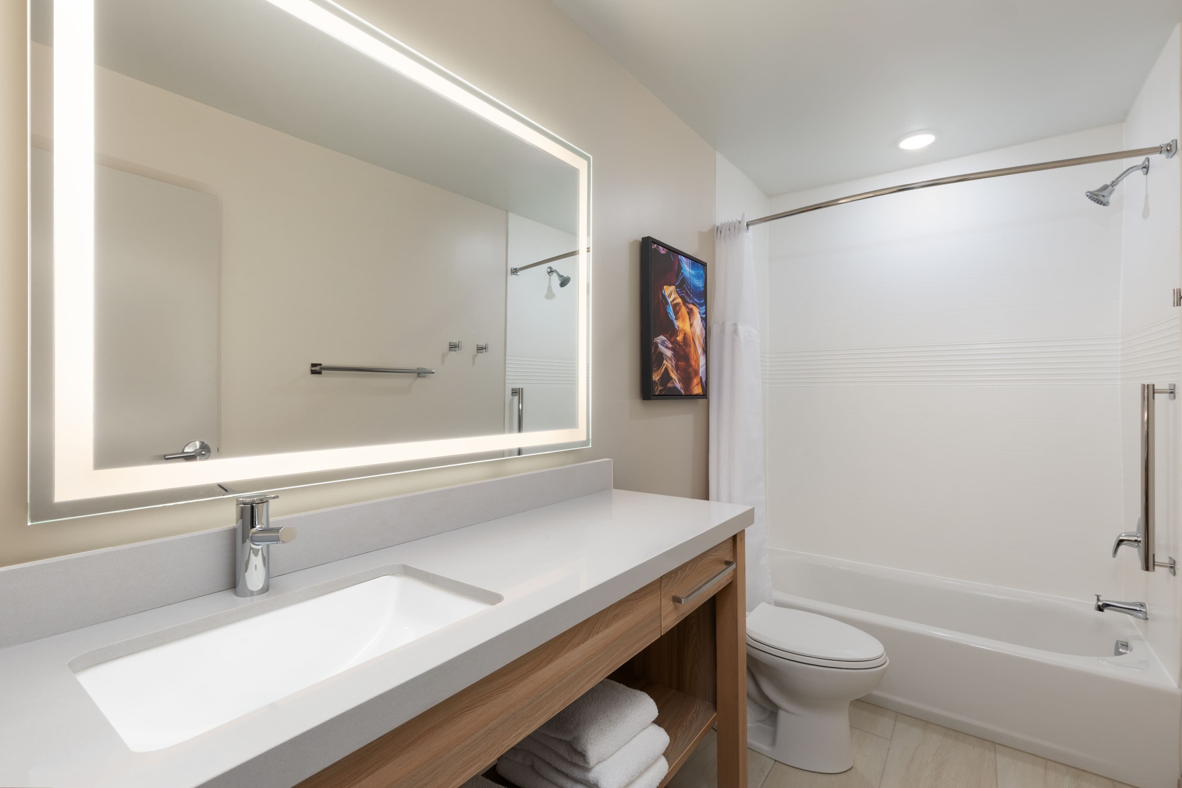 Candlewood Suites Shelbyville - Image 3