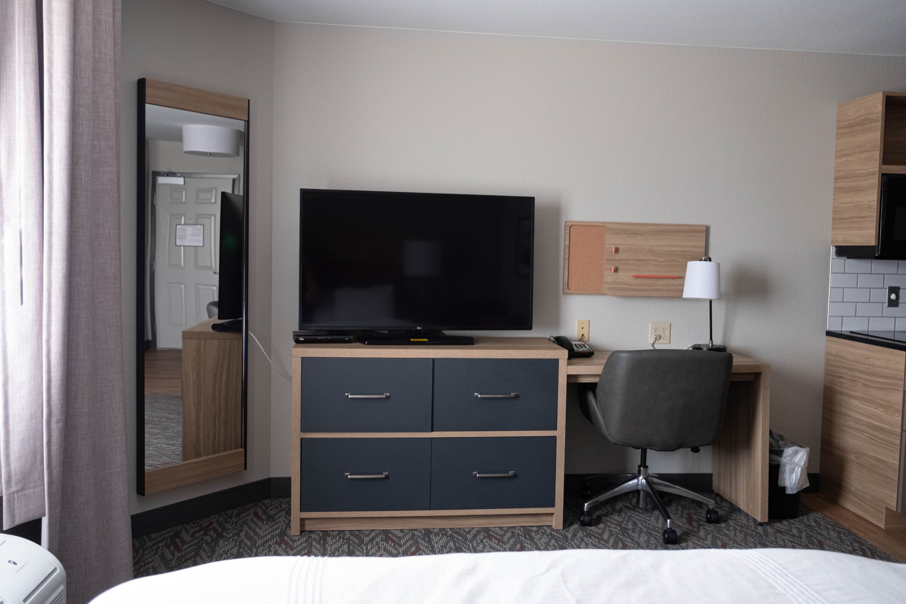 Studio Suite - Image 5