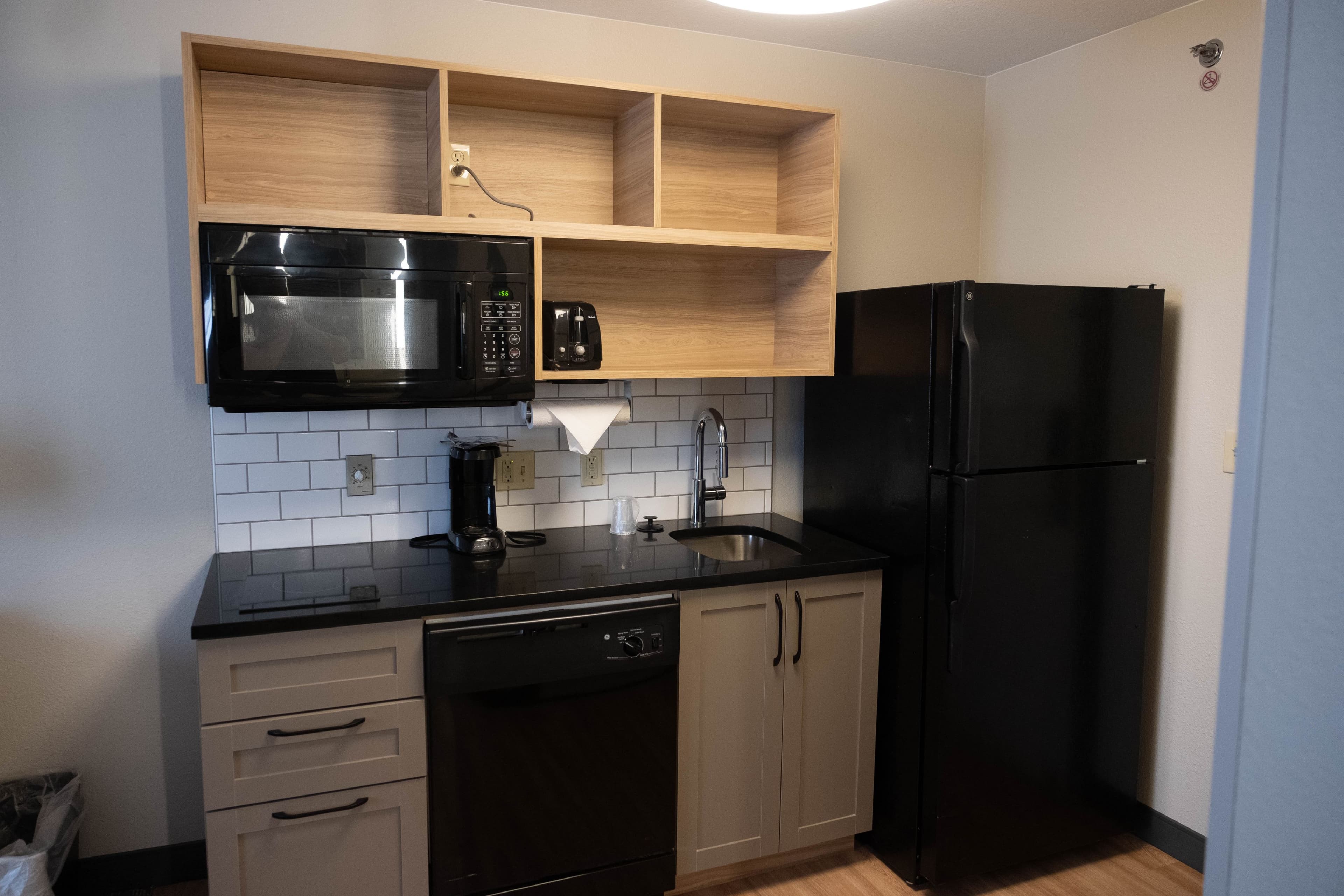 Candlewood Suites Sheridan - Image 2