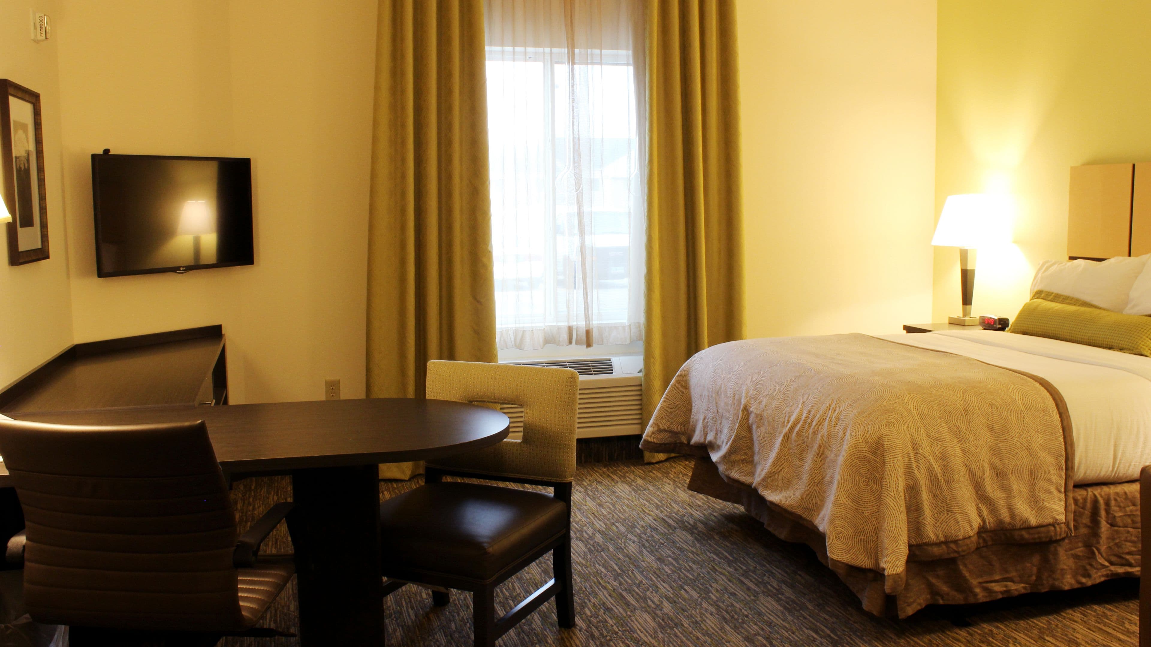Candlewood Suites Sioux City - Southern Hills - Image 5