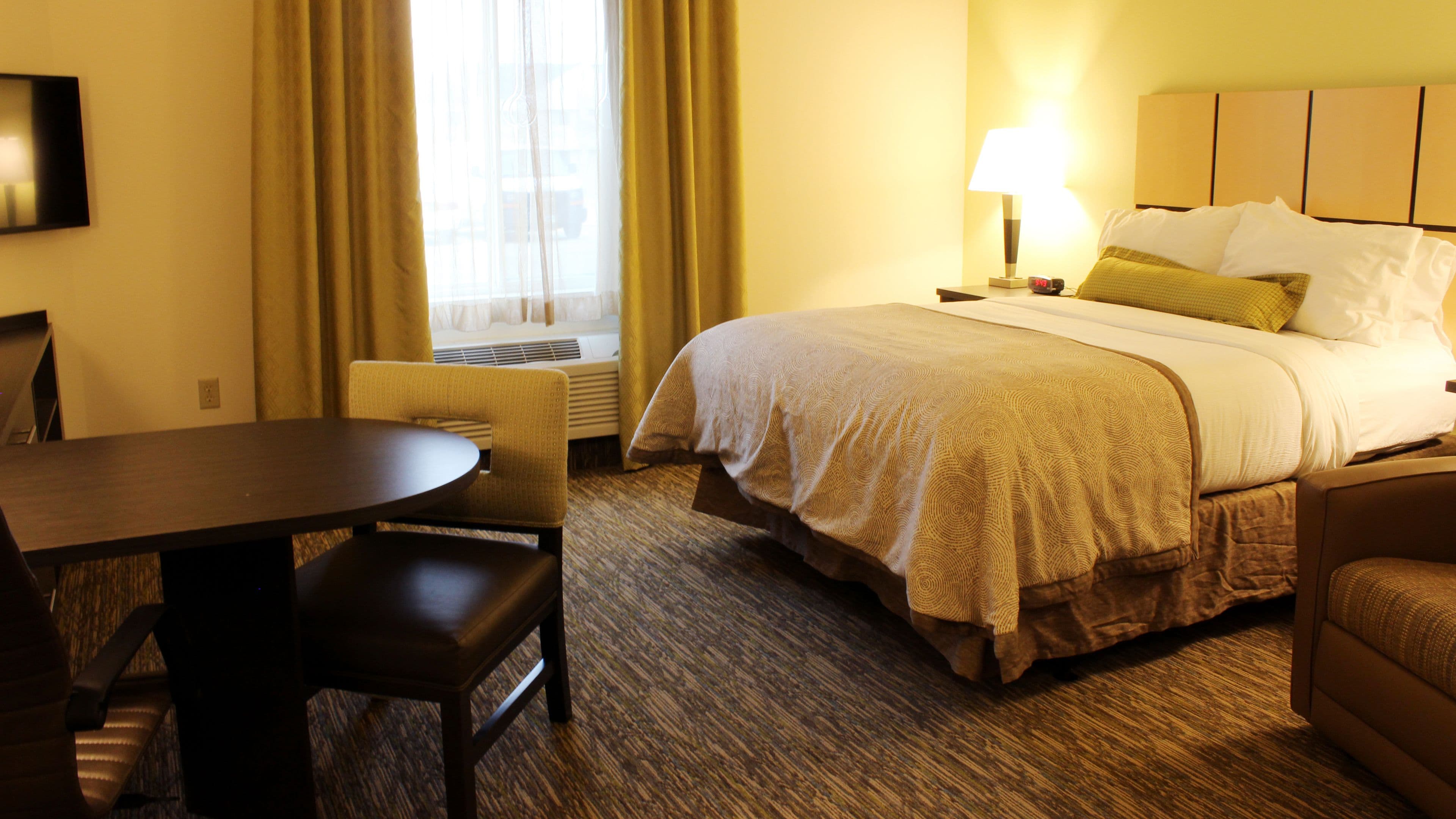 Candlewood Suites Sioux City - Southern Hills - Image 3