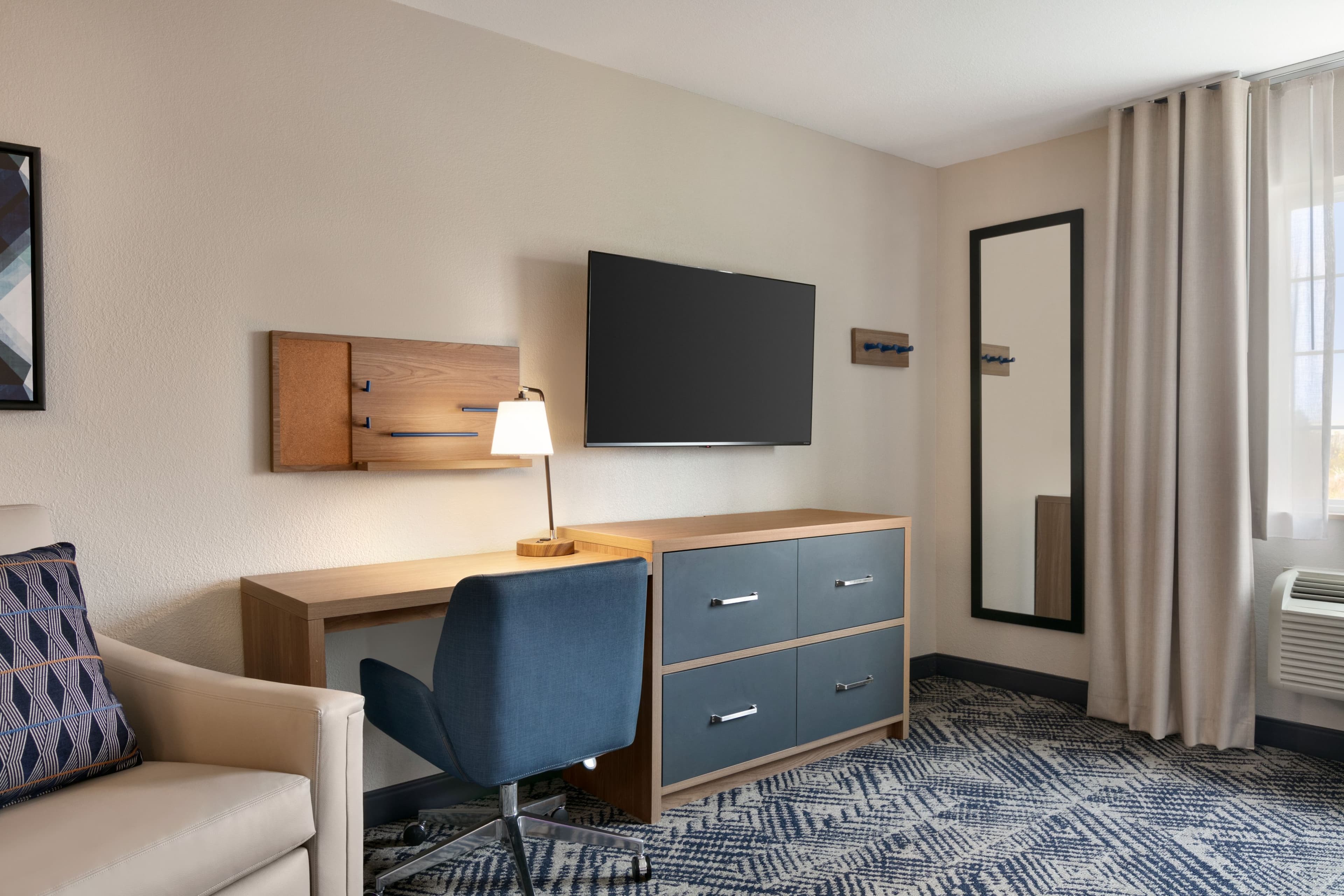 Candlewood Suites Springfield — 20