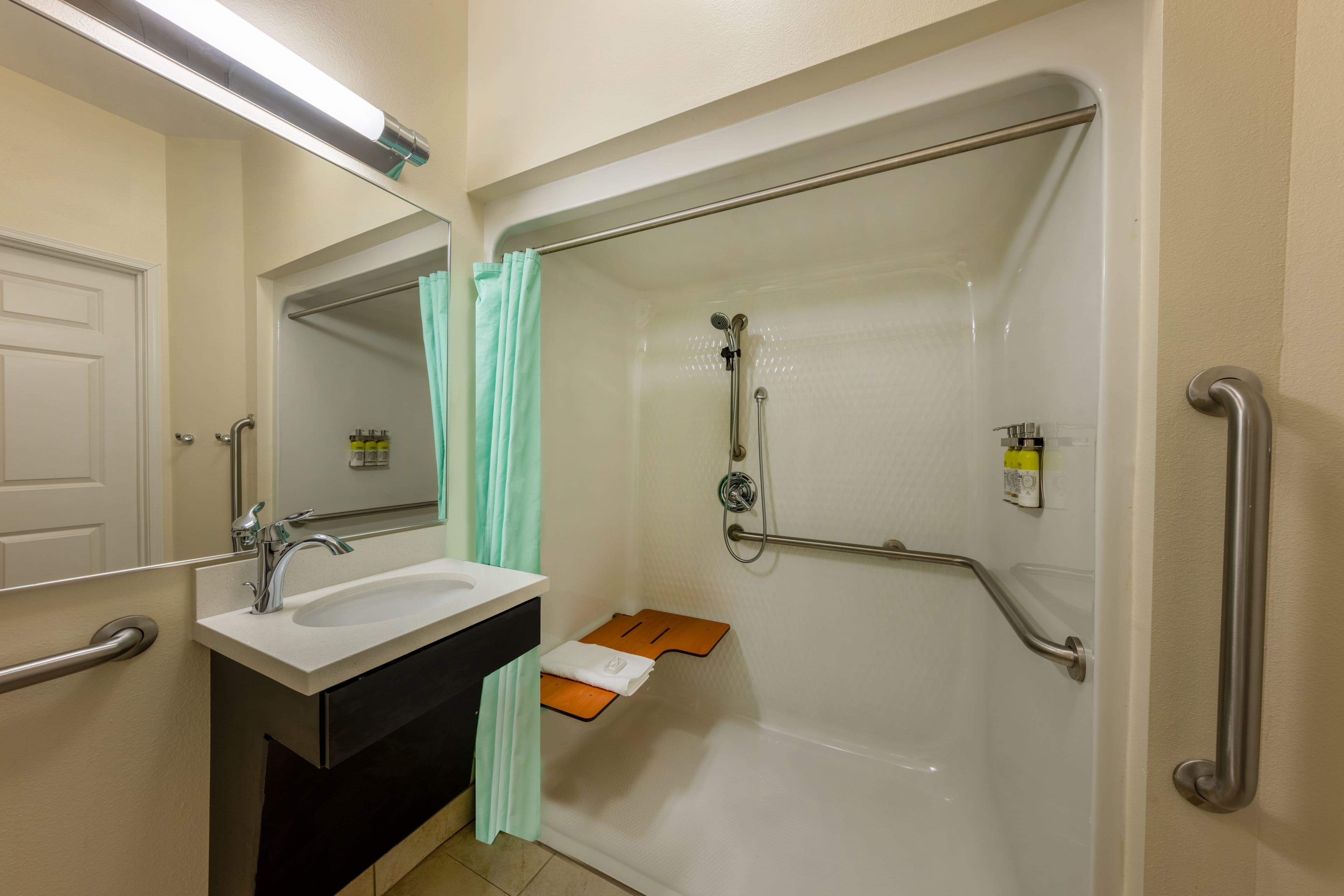 Candlewood Suites Springfield-Medical District — 10