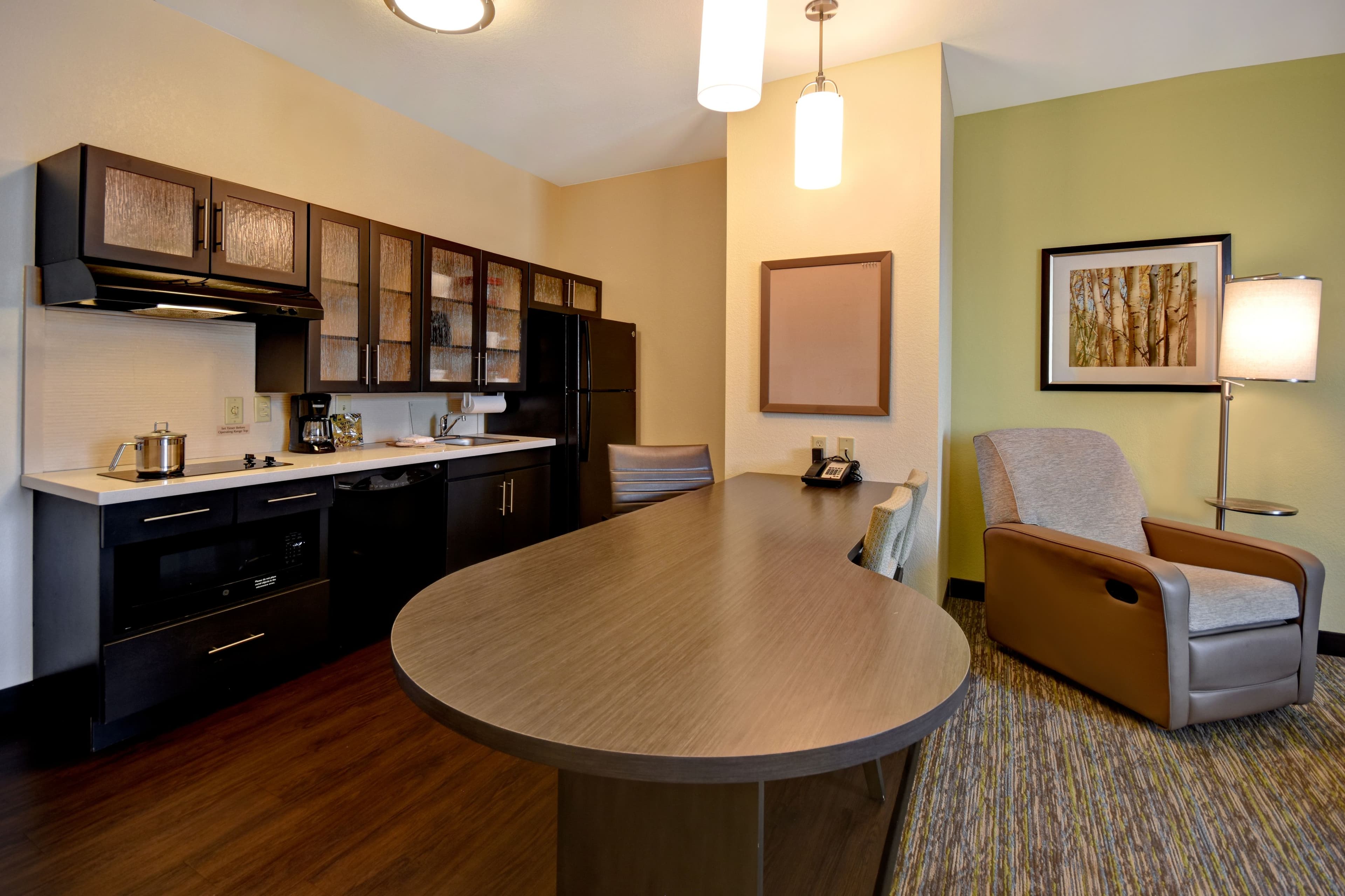Candlewood Suites St. Clairsville-Wheeling Area — 10