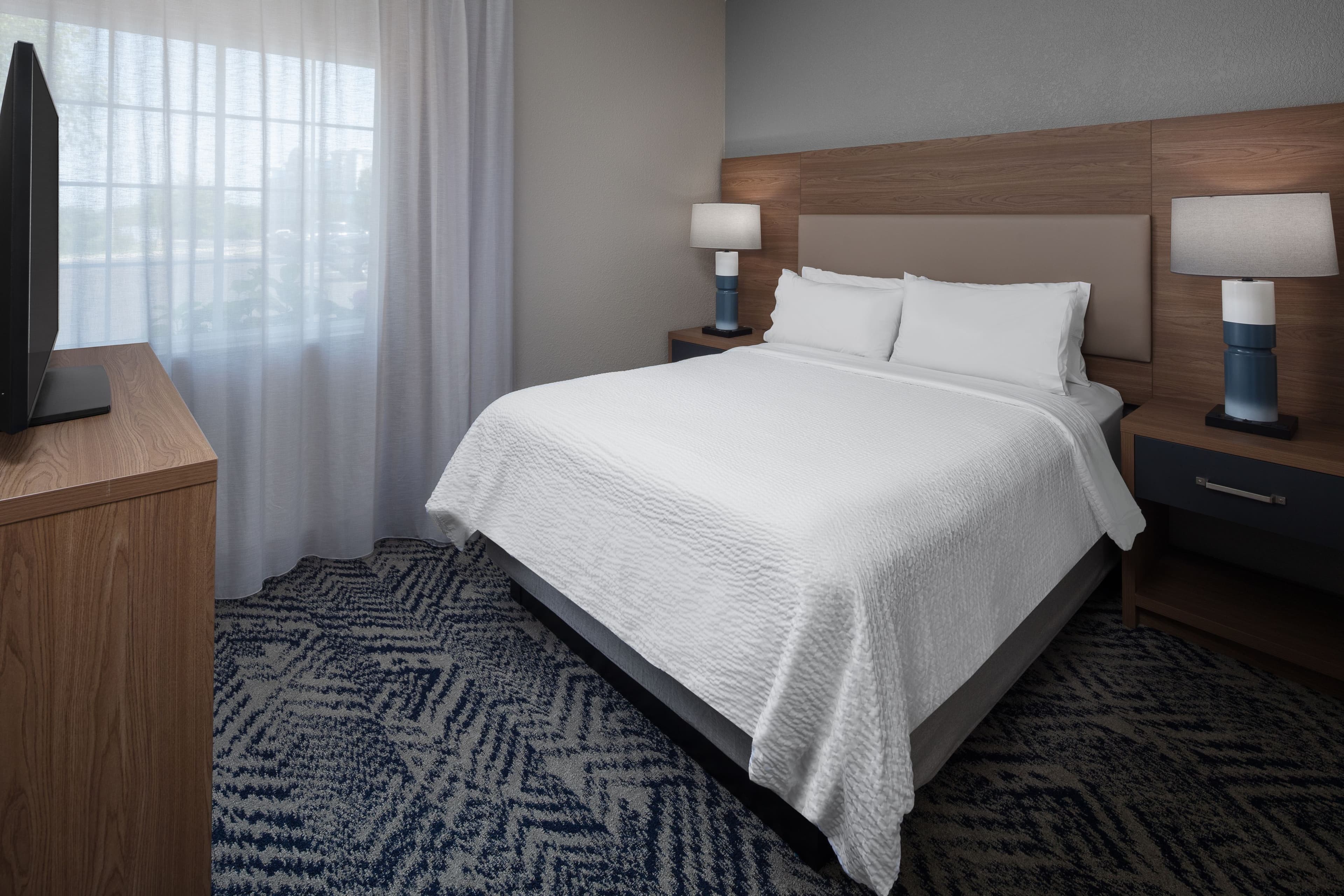Candlewood Suites St. Robert — 25