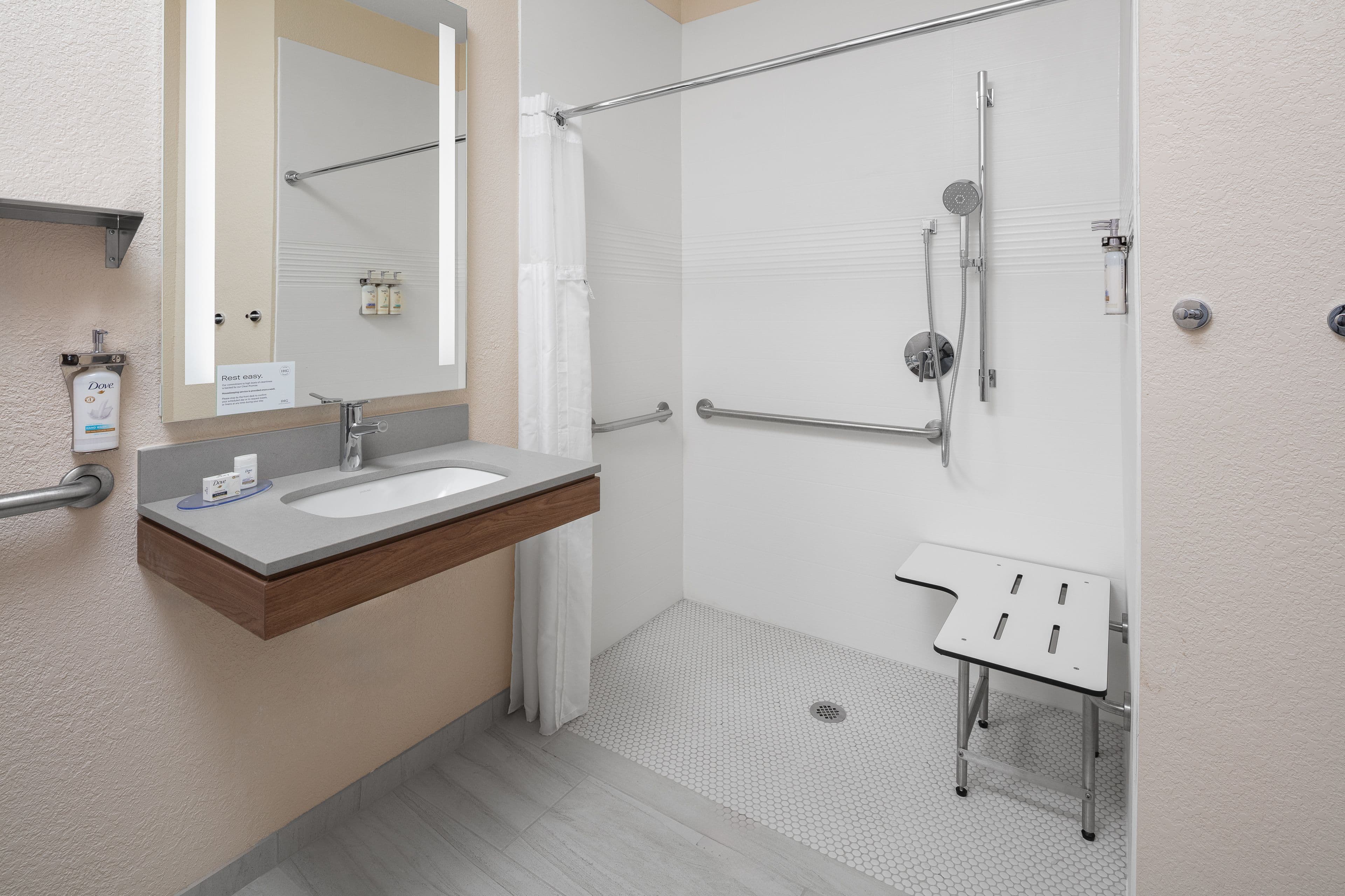 Candlewood Suites St. Robert — 10
