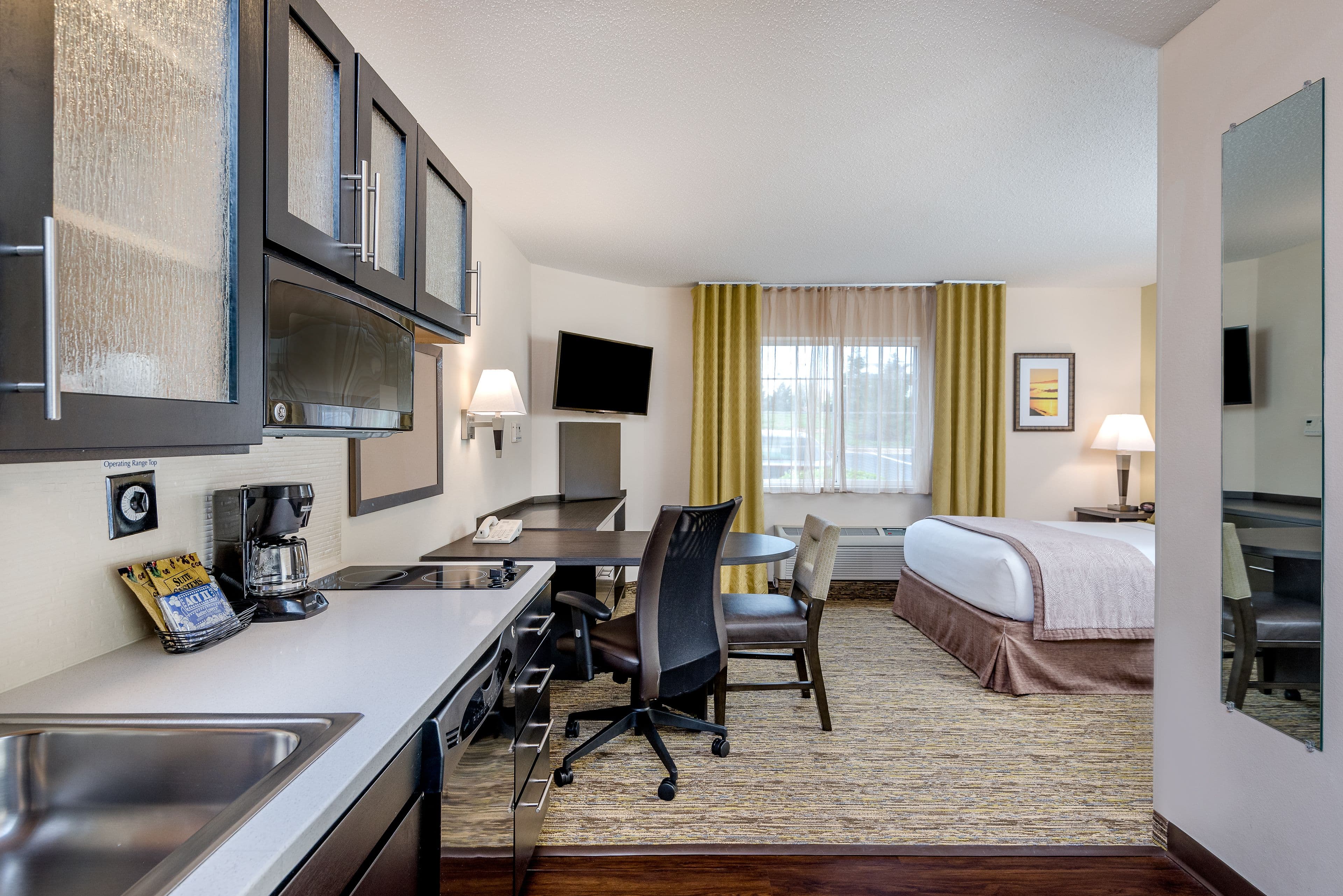 Candlewood Suites Washington Dulles Sterling - Image 4