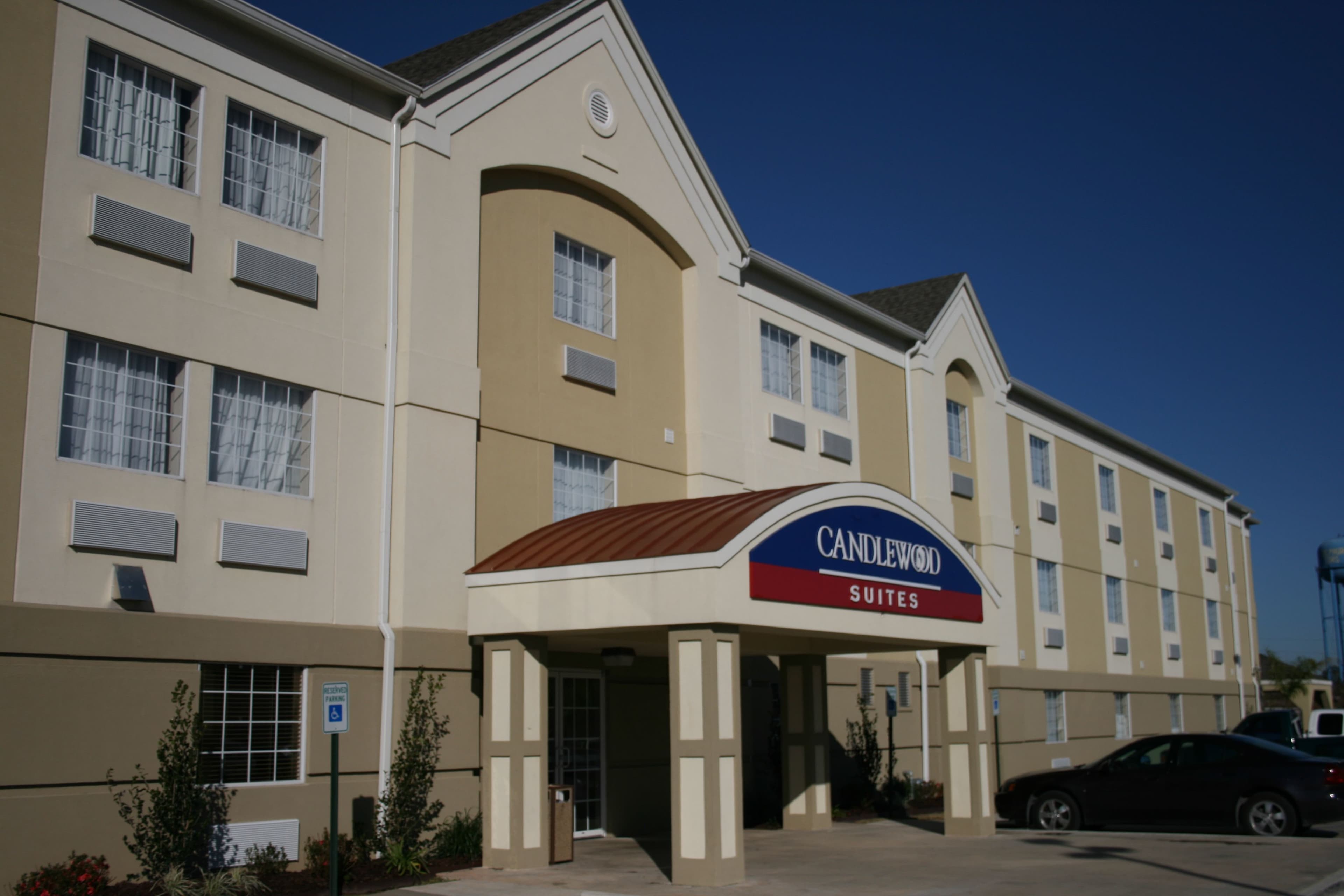 Candlewood Suites Lake Charles-Sulphur - Image 1