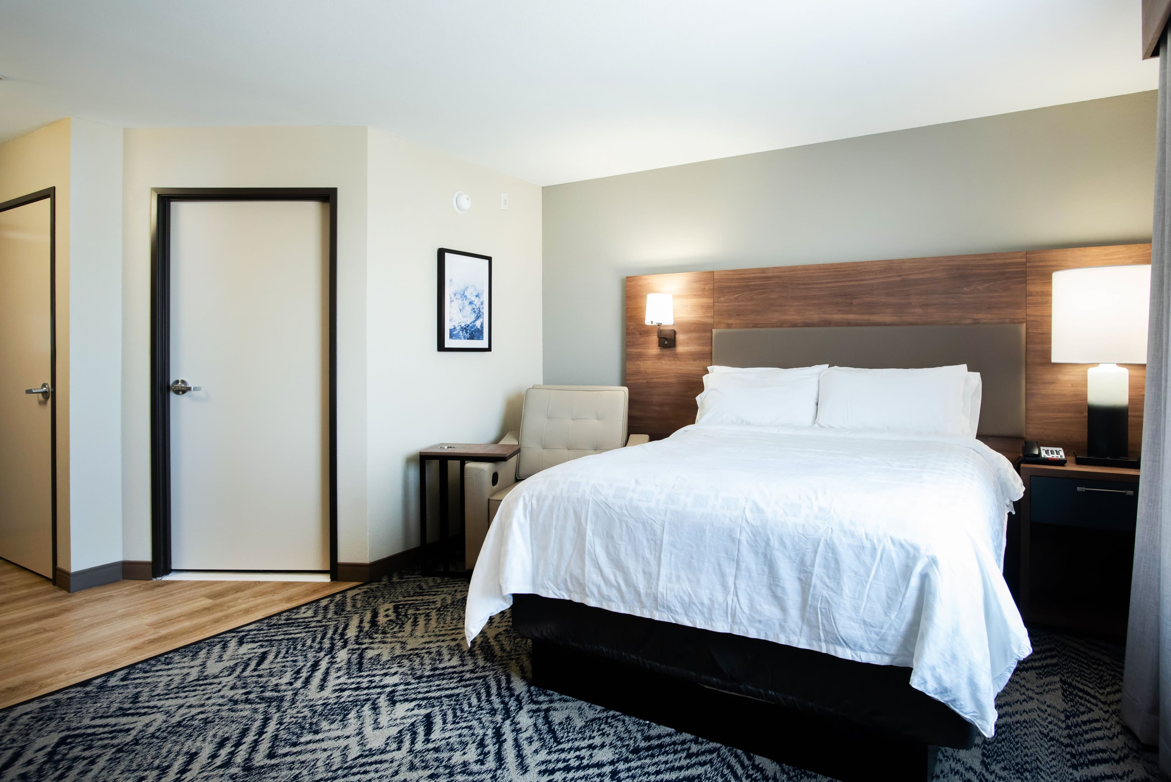 Candlewood Suites Lake Charles-Sulphur — 19