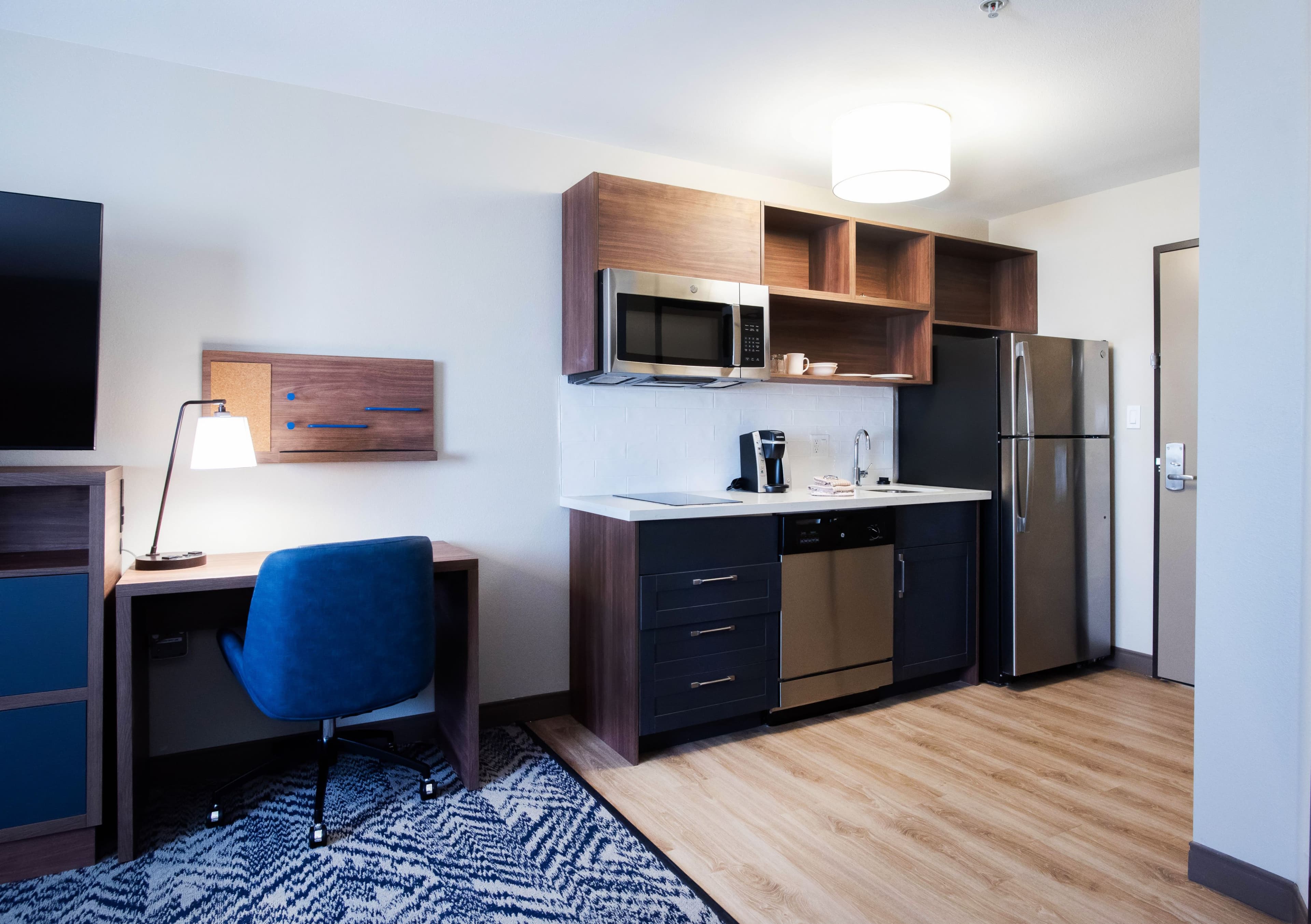Candlewood Suites Lake Charles-Sulphur — 16