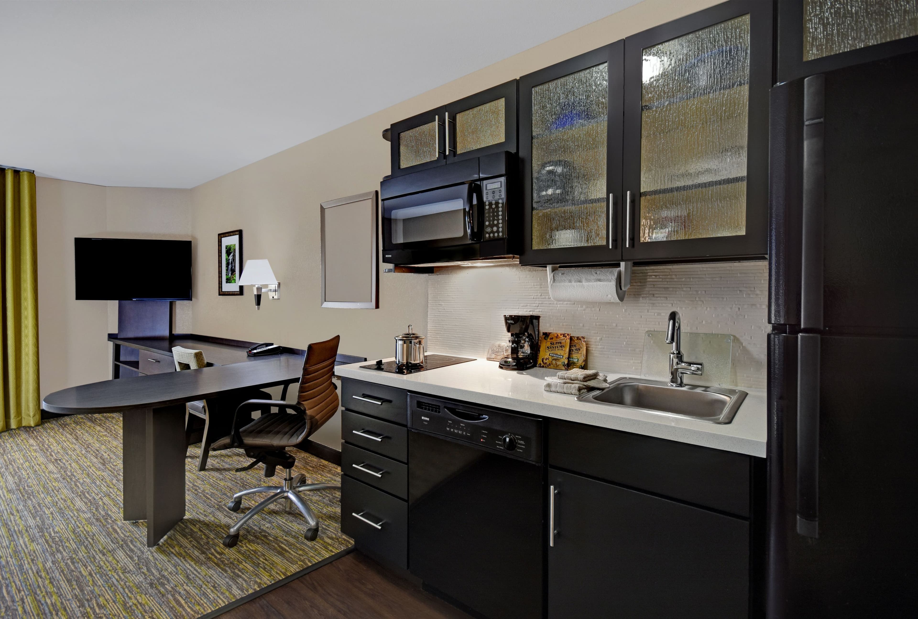 Candlewood Suites Sumter — 8