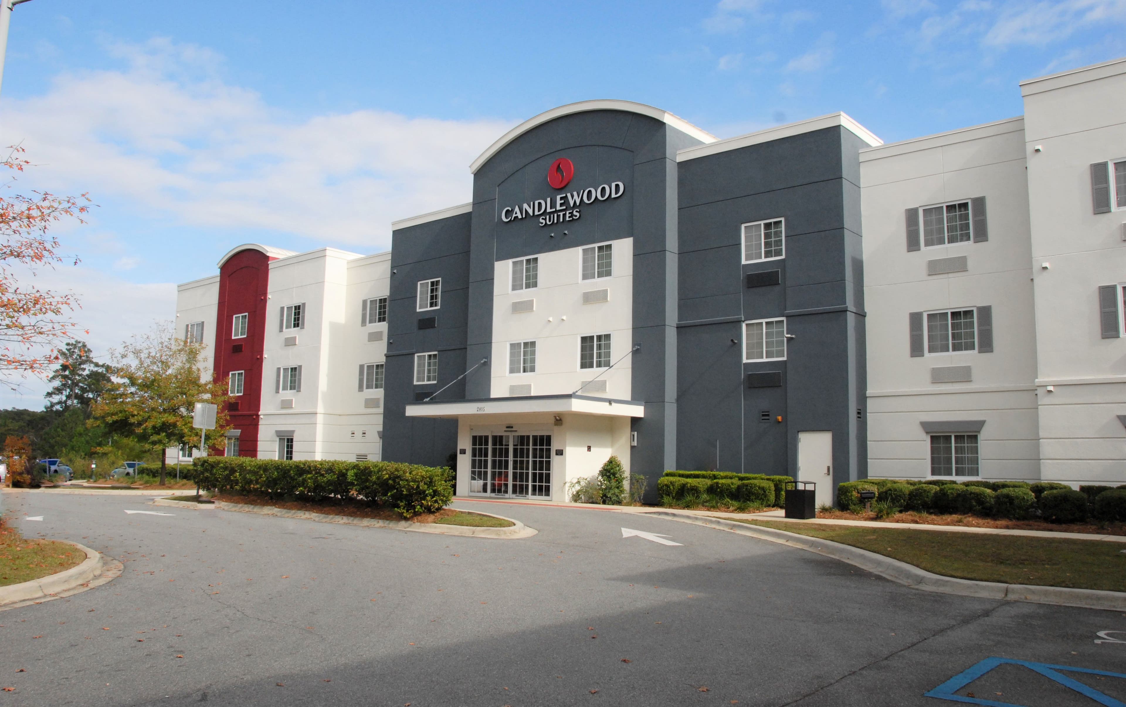 Candlewood Suites Tallahassee - Image 1