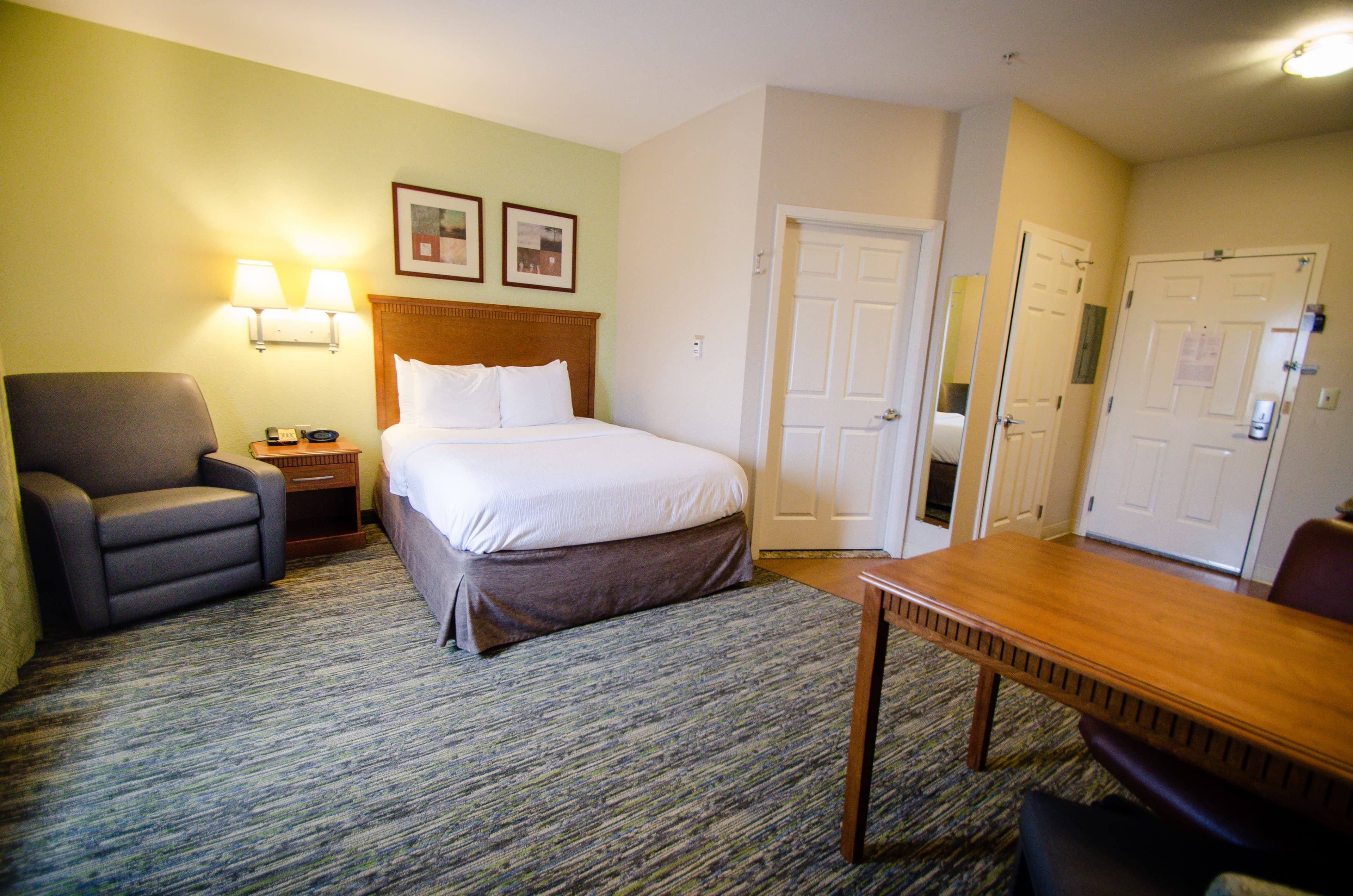 Candlewood Suites Temple - Medical Center Area — 14