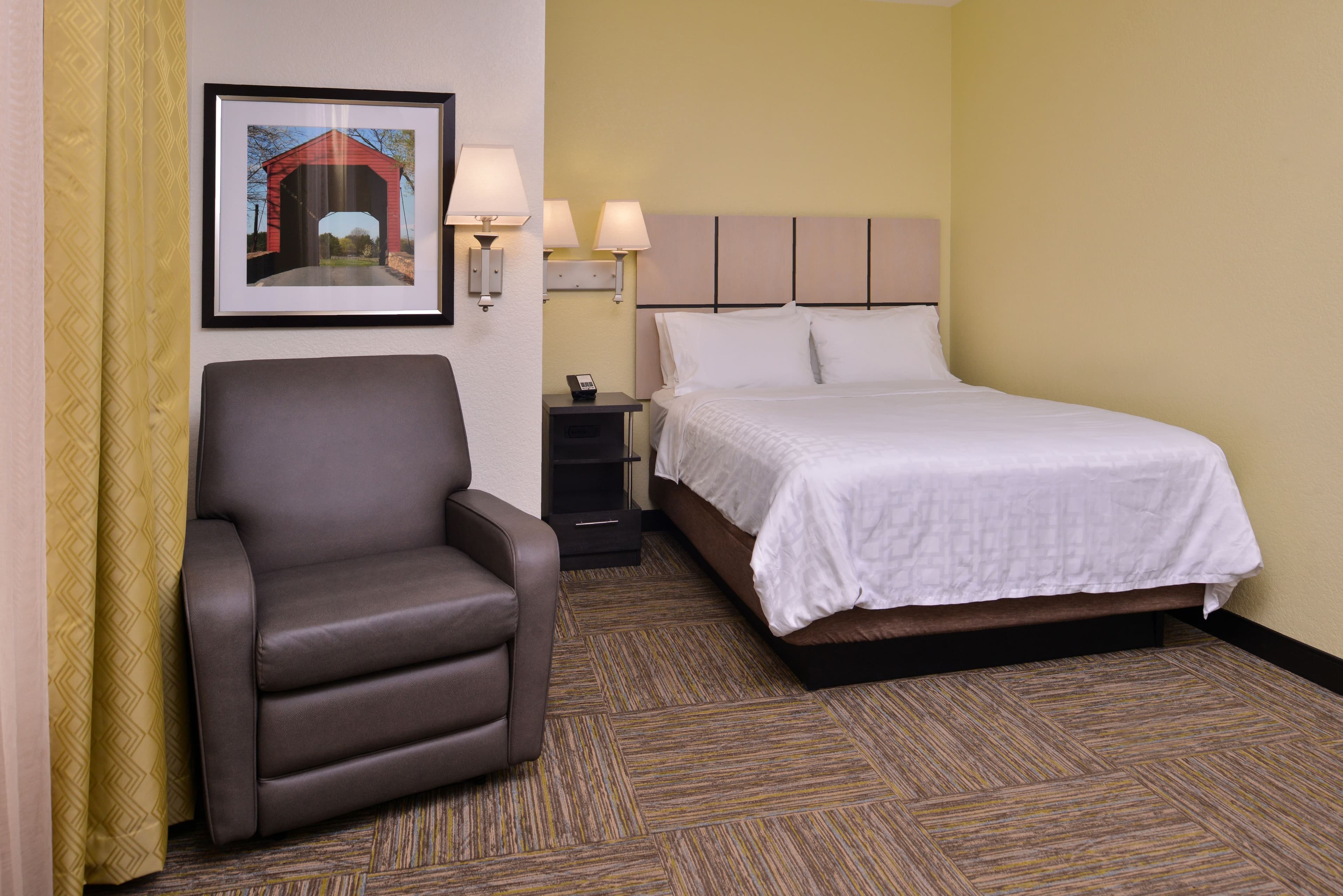 Candlewood Suites Terre Haute — 7