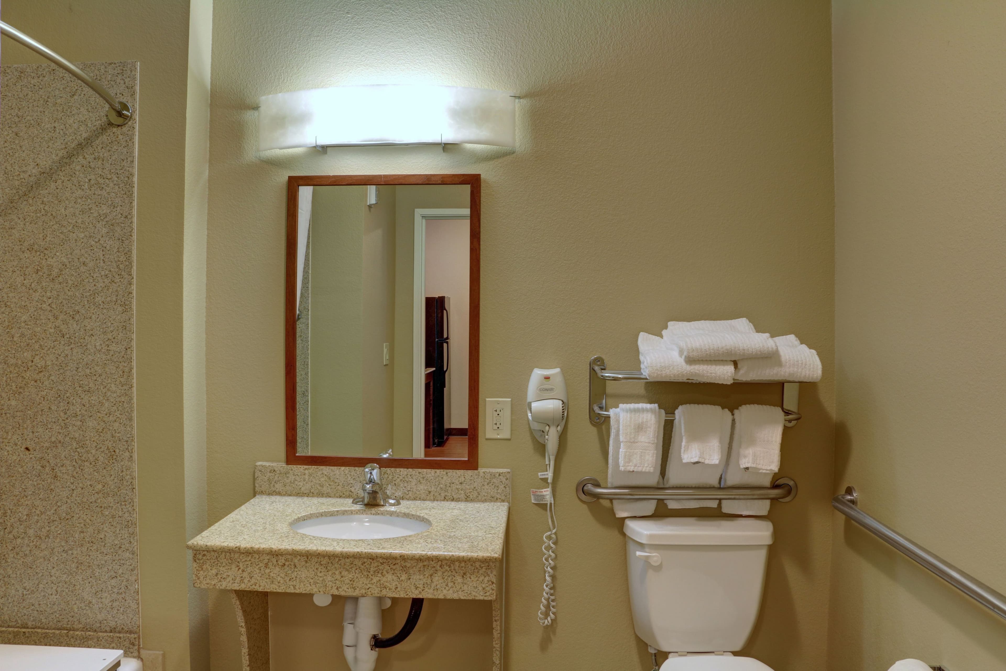 Candlewood Suites Texarkana — 11