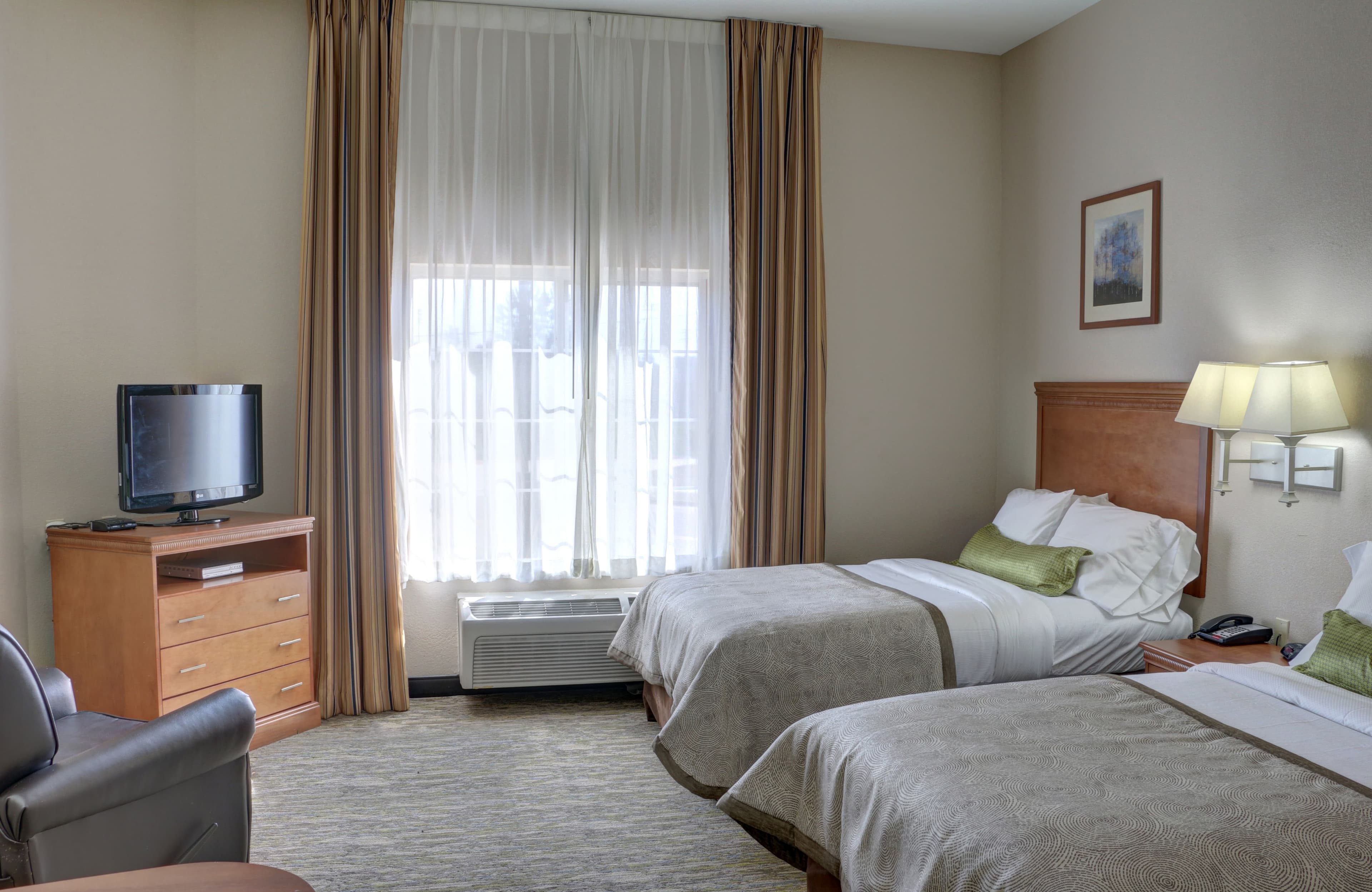 Candlewood Suites Texarkana - Image 3