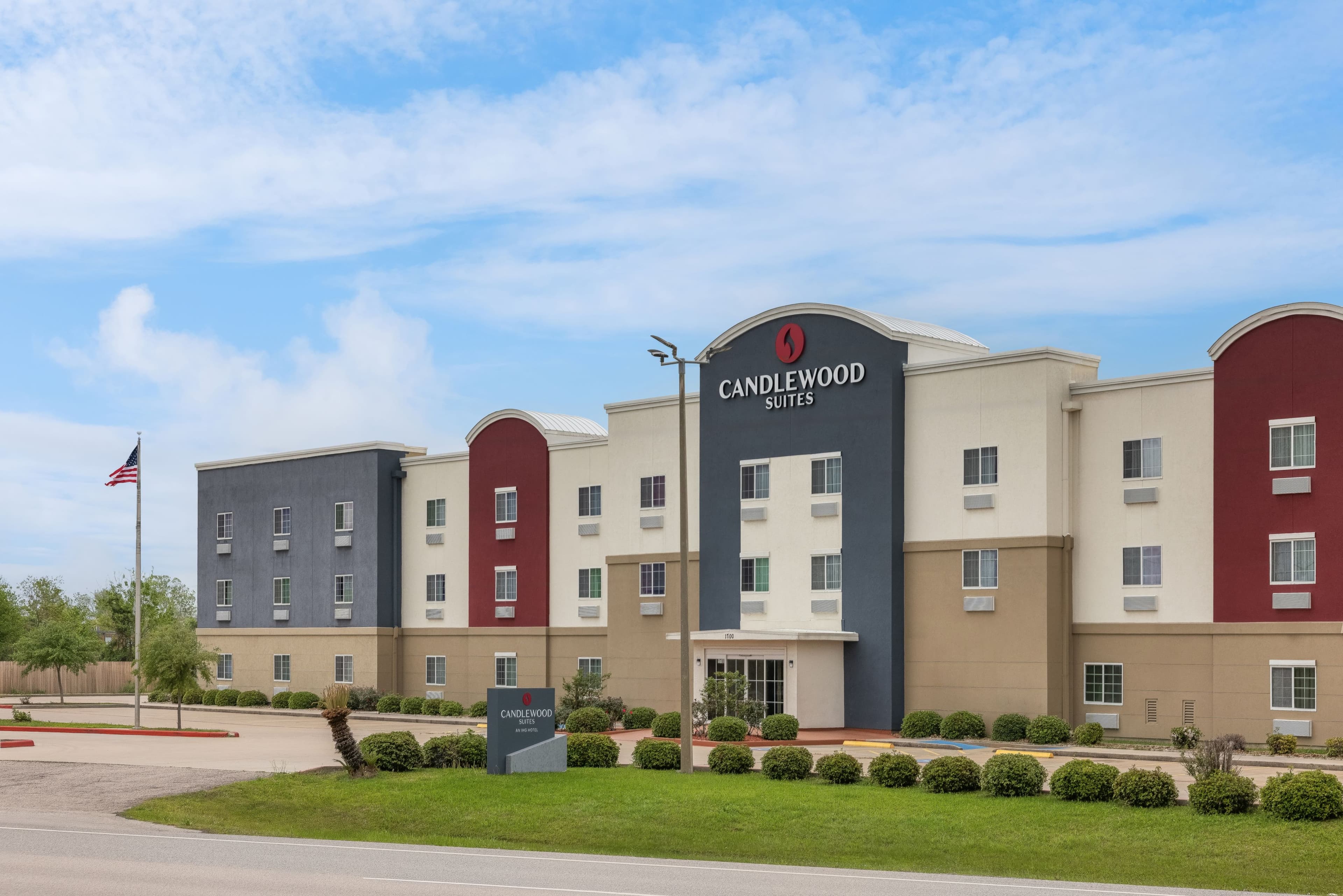 Candlewood Suites Texas City - Image 1