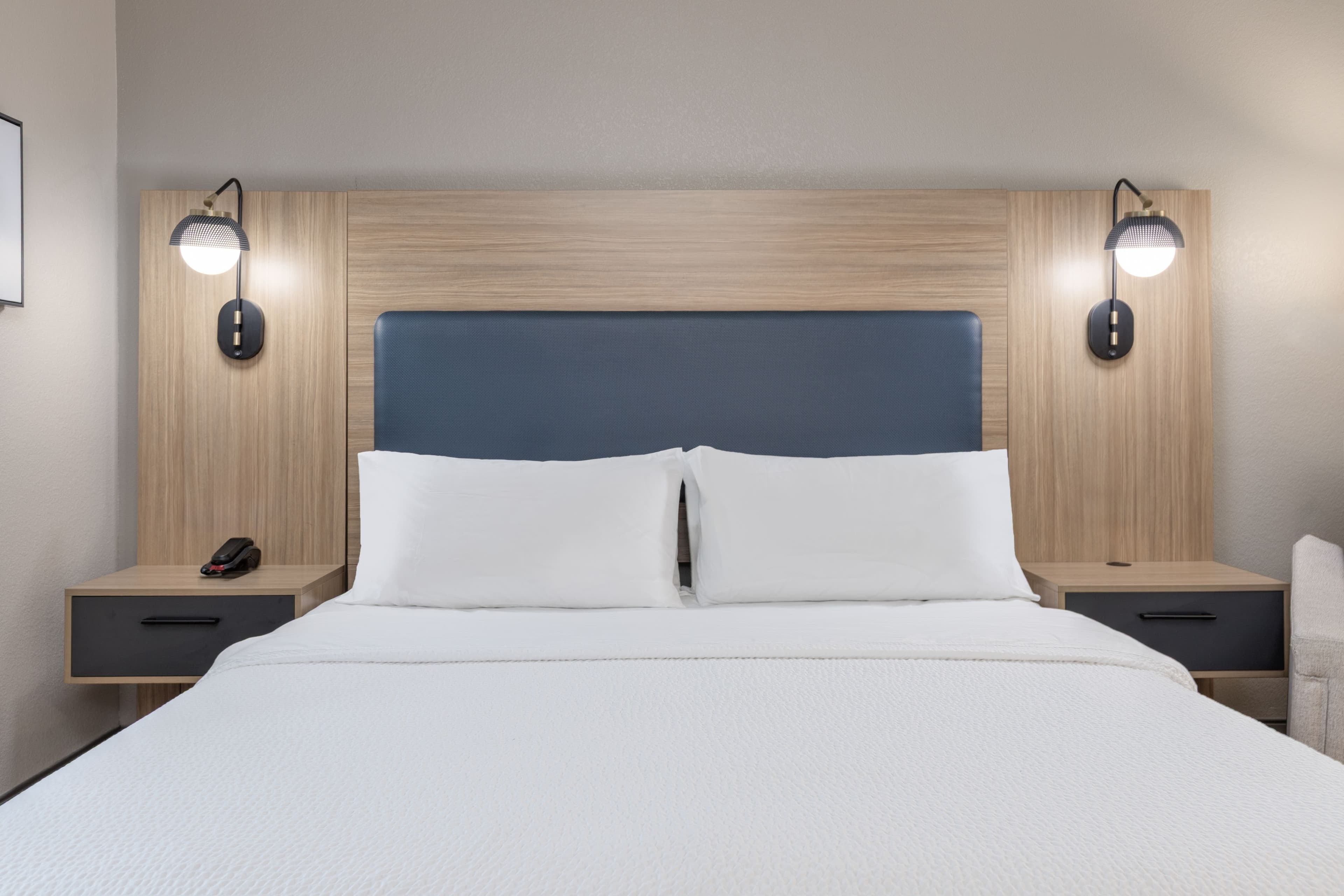 Candlewood Suites Houston (The Woodlands) — 6