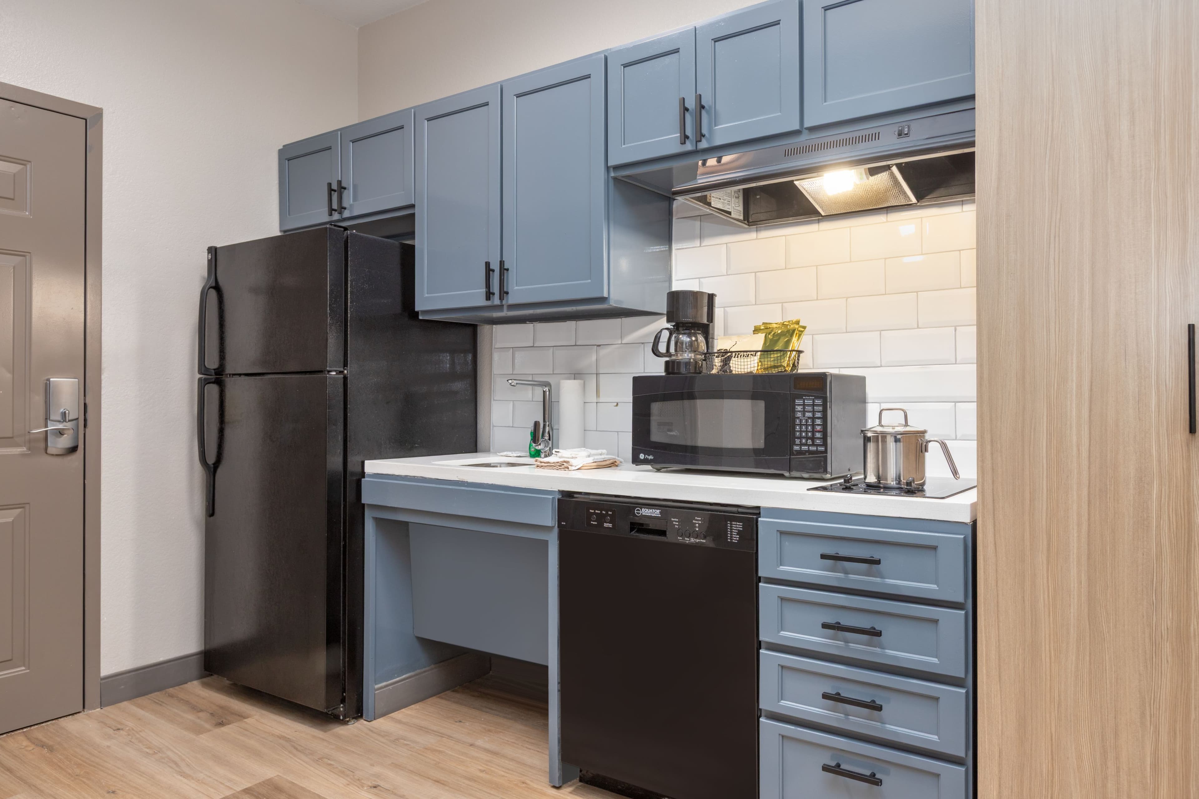 Candlewood Suites Houston (The Woodlands) — 4