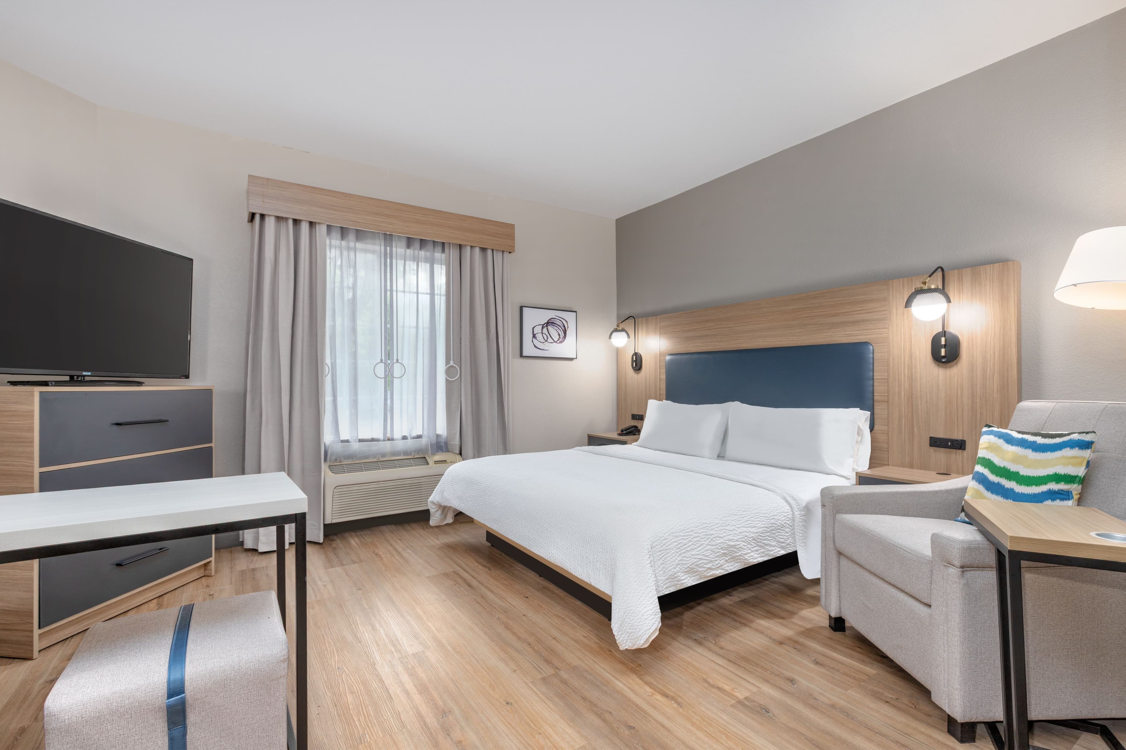 Candlewood Suites Houston (The Woodlands) — 9