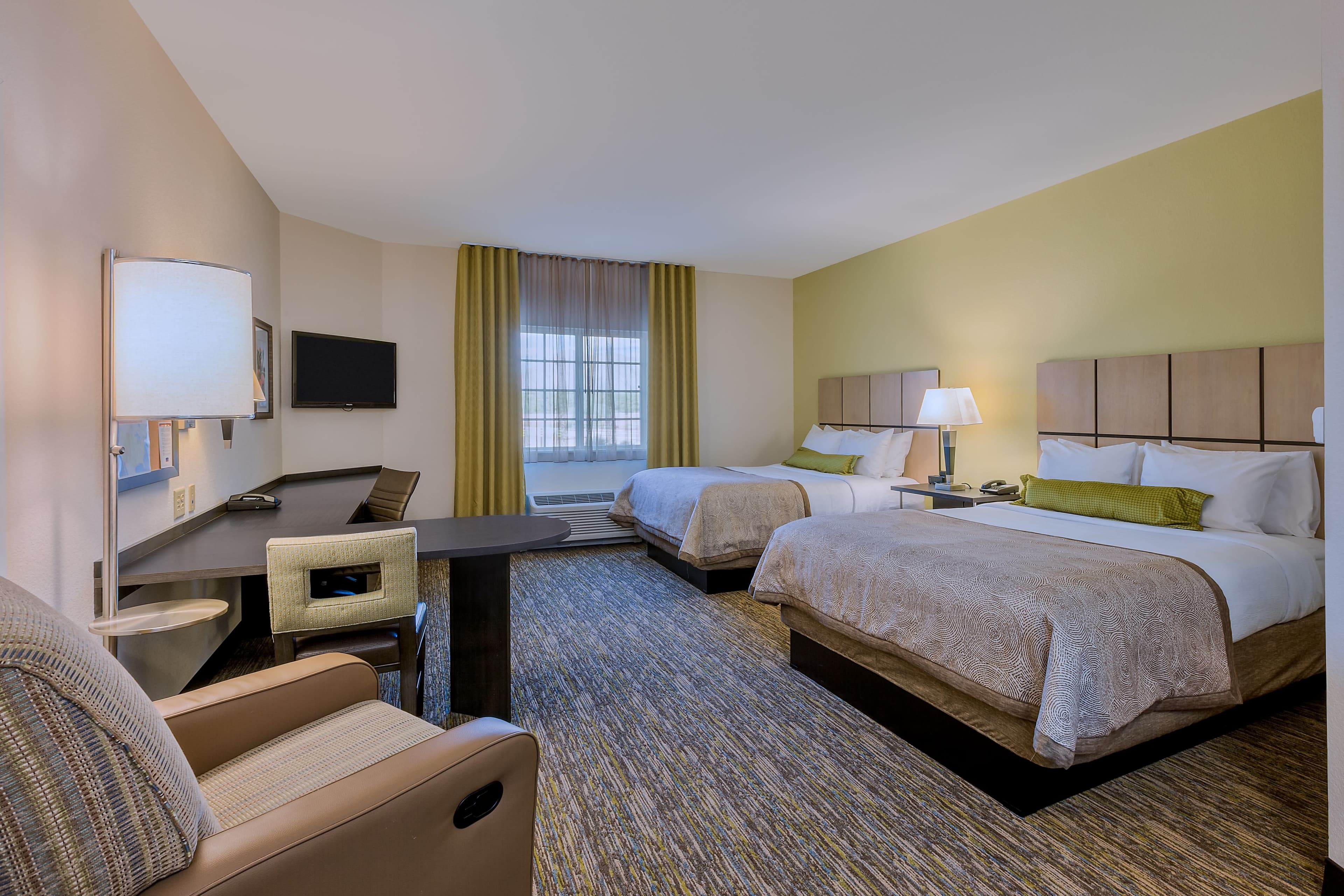 Candlewood Suites Tucson - Image 5