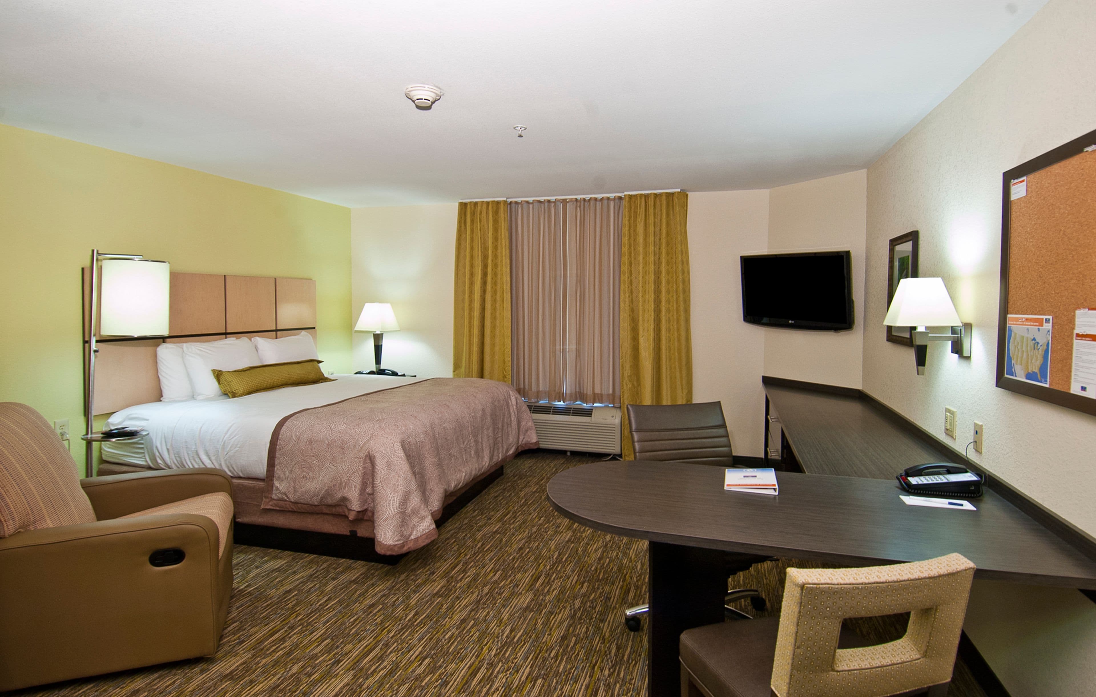 Candlewood Suites Tupelo North - Image 2