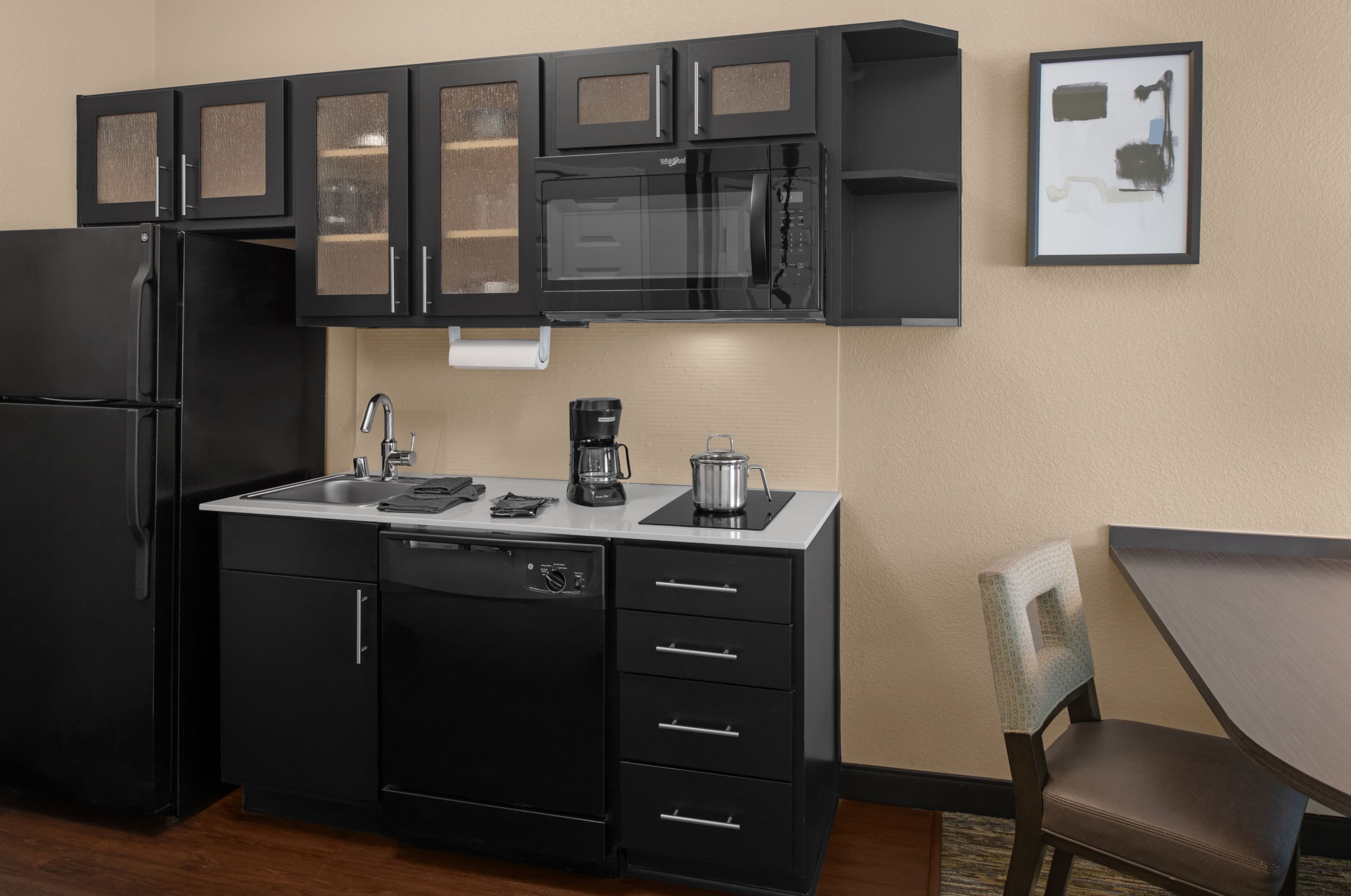 Studio Suite - Image 5