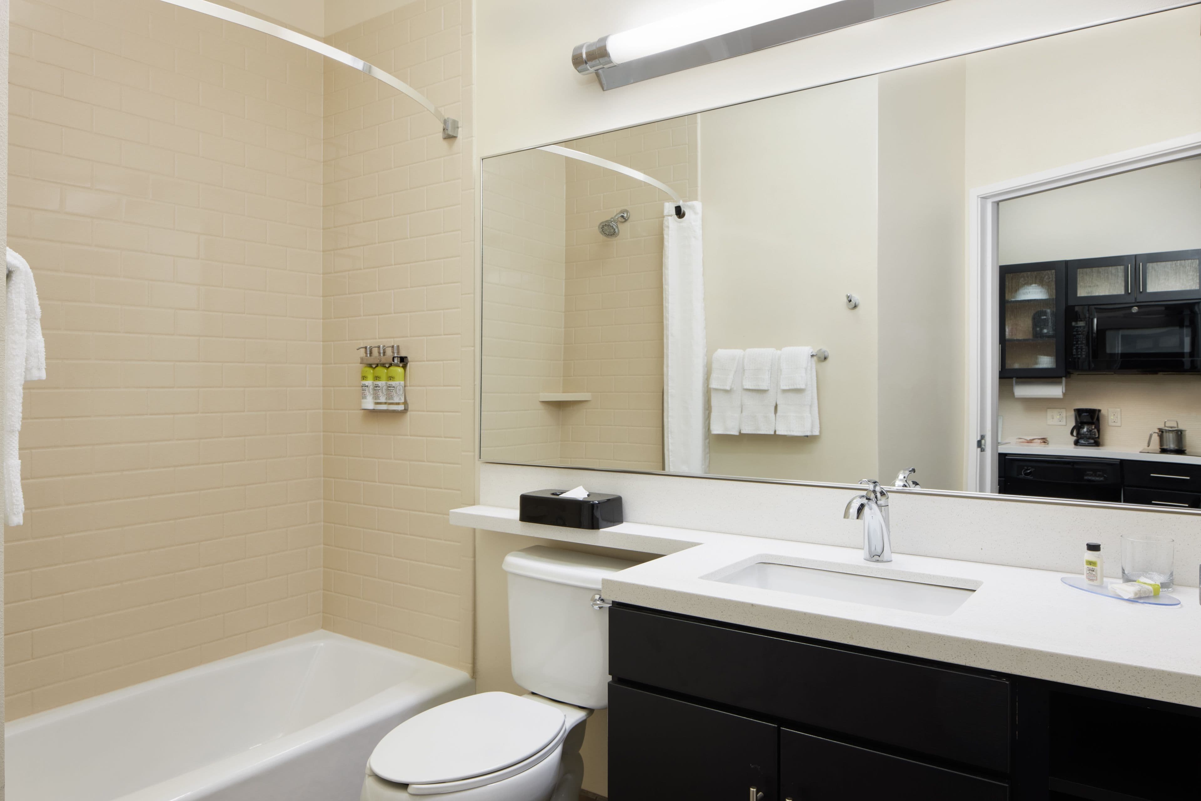 Candlewood Suites Valdosta Mall - Image 3