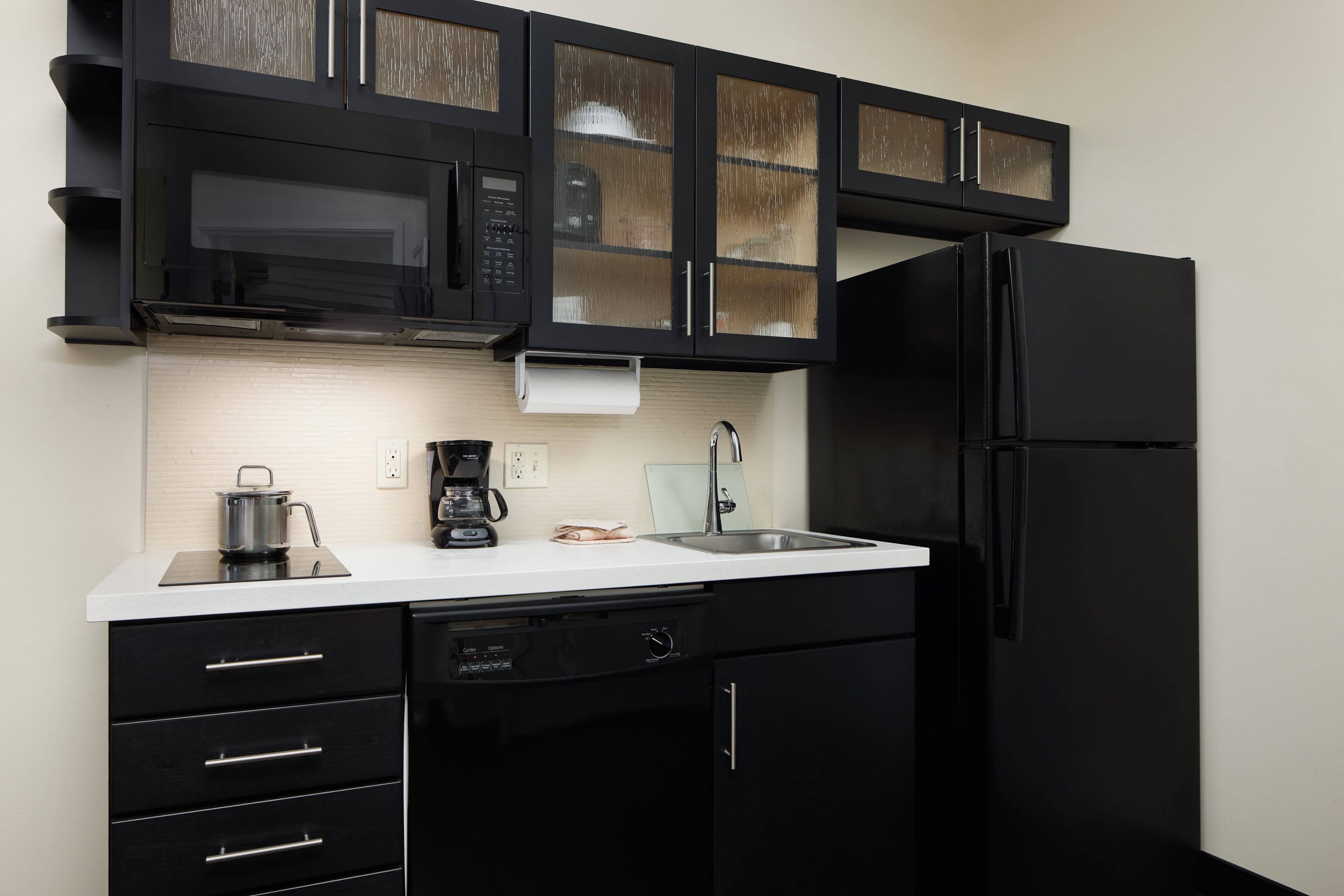 Candlewood Suites Valdosta Mall - Image 4