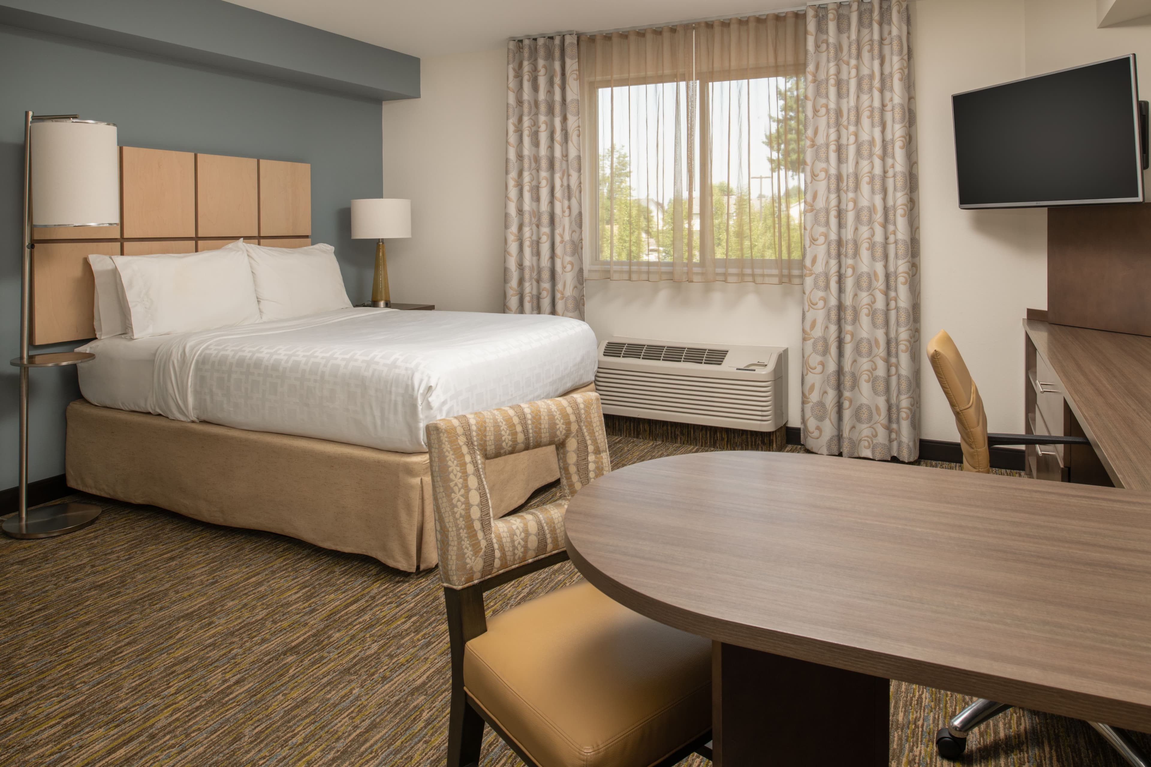 Candlewood Suites Vancouver-Camas - Image 5