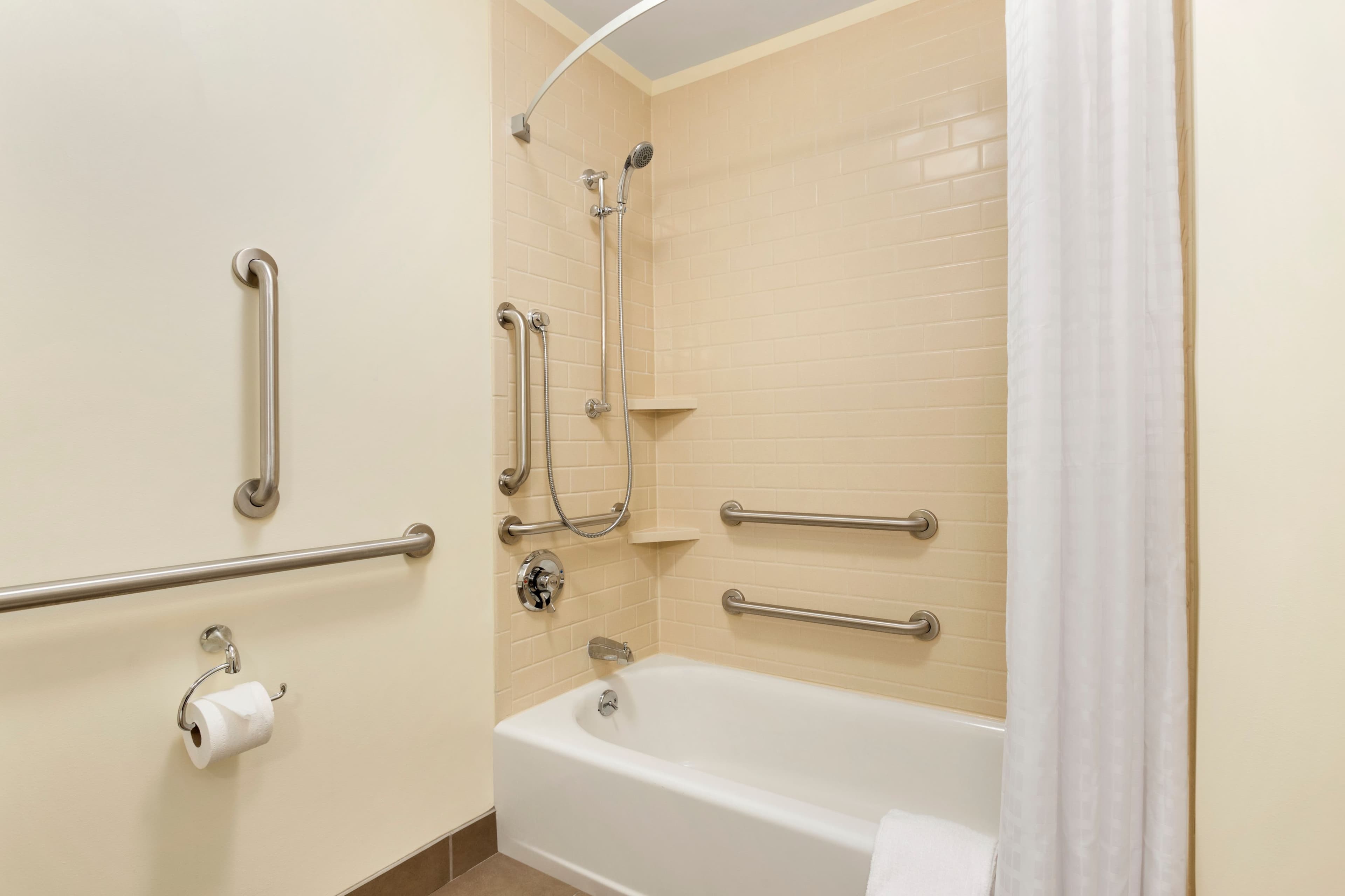 Candlewood Suites Vestal - Binghamton — 11