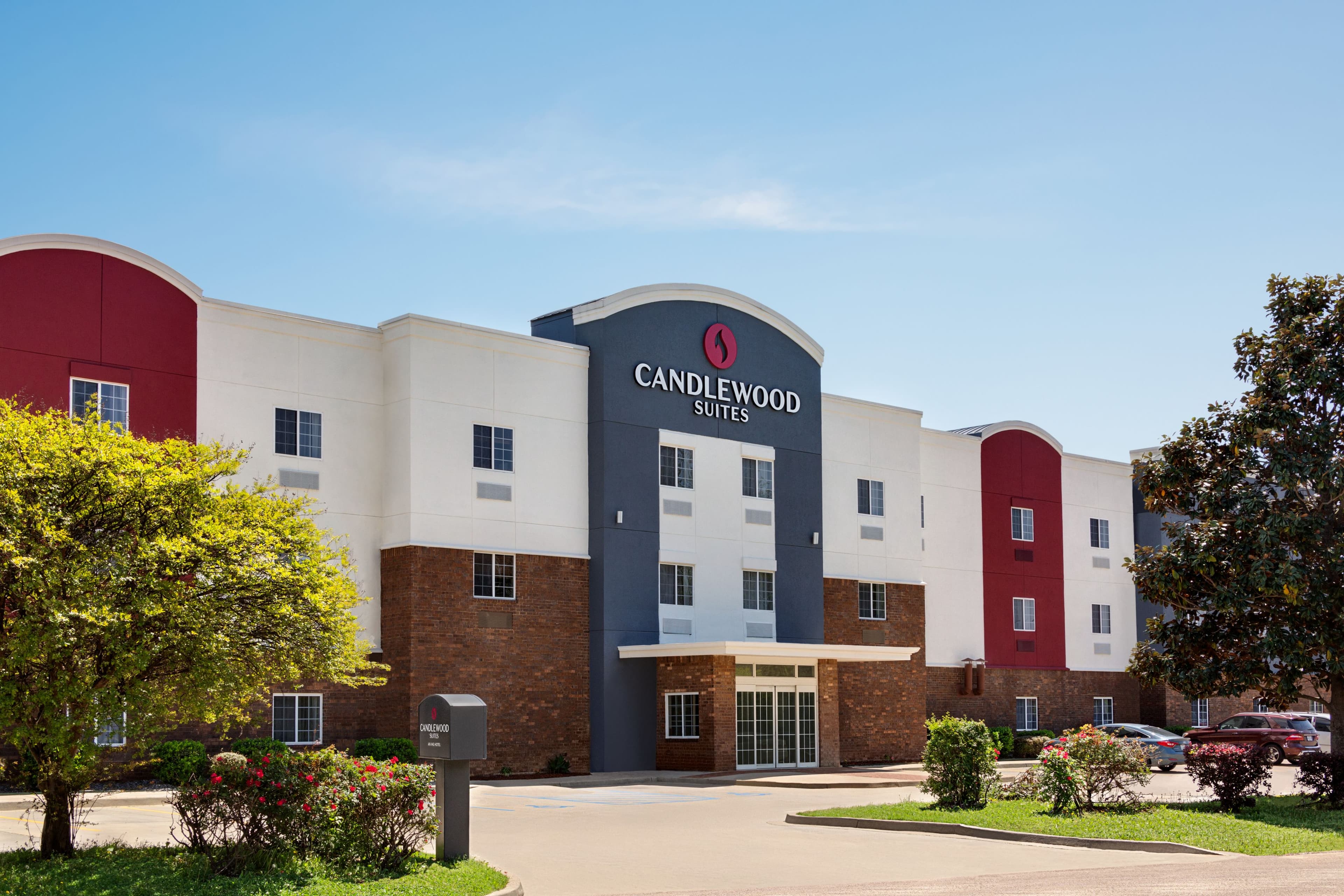 Candlewood Suites Vicksburg - Image 1