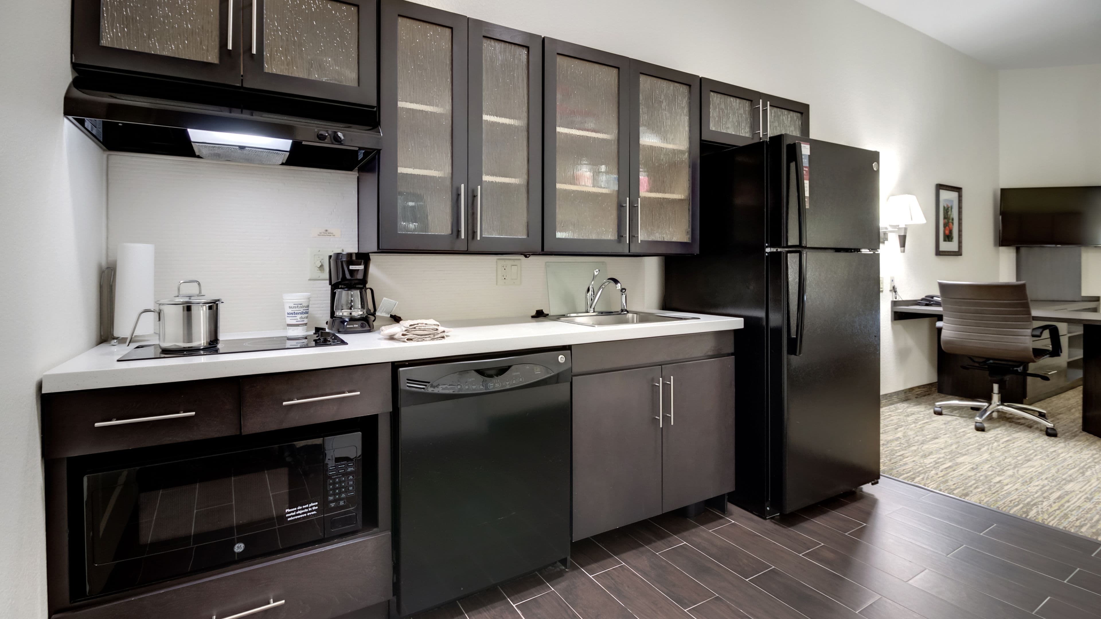 Candlewood Suites Waco — 7