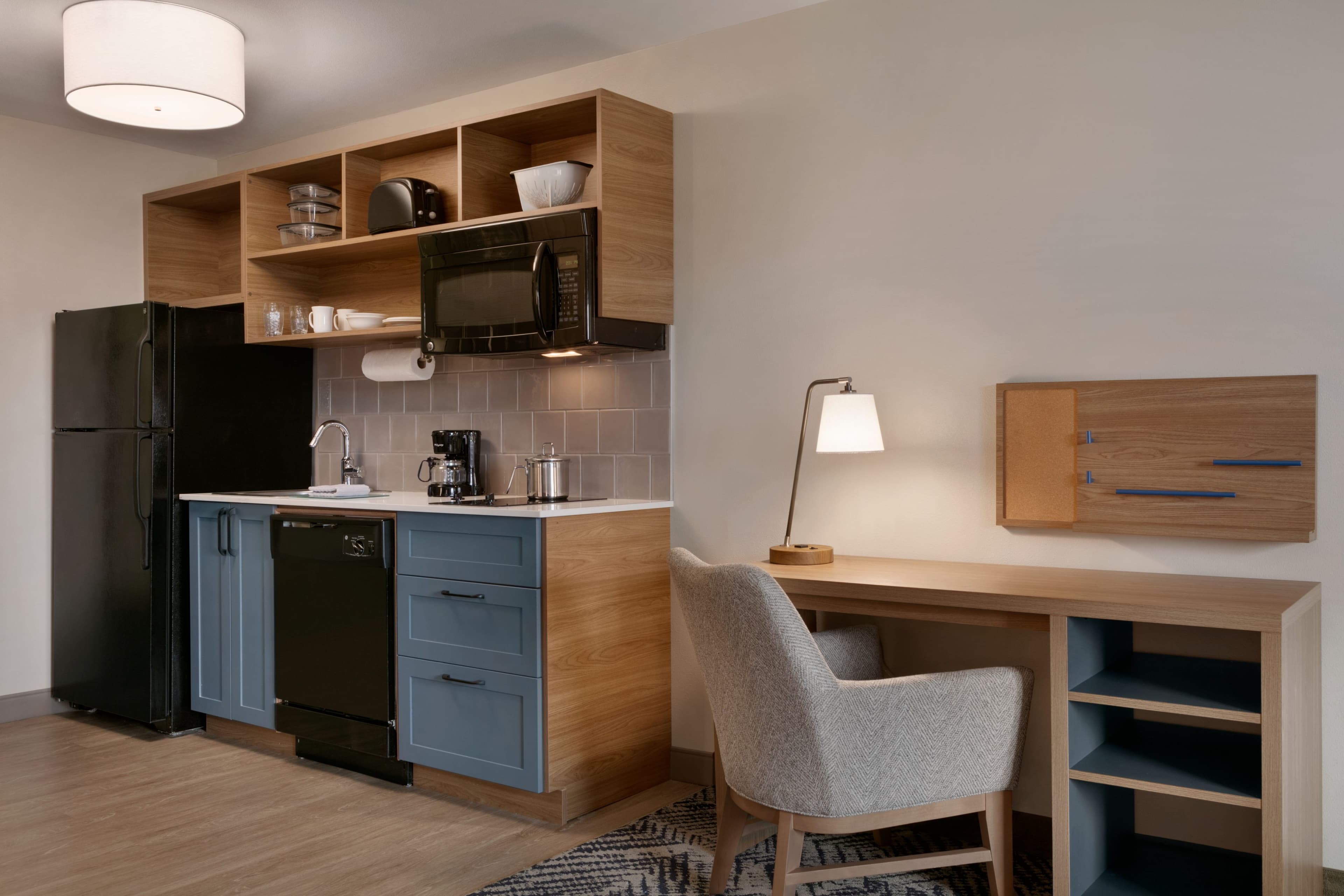 Candlewood Suites Houston Space Center – Webster - Image 4