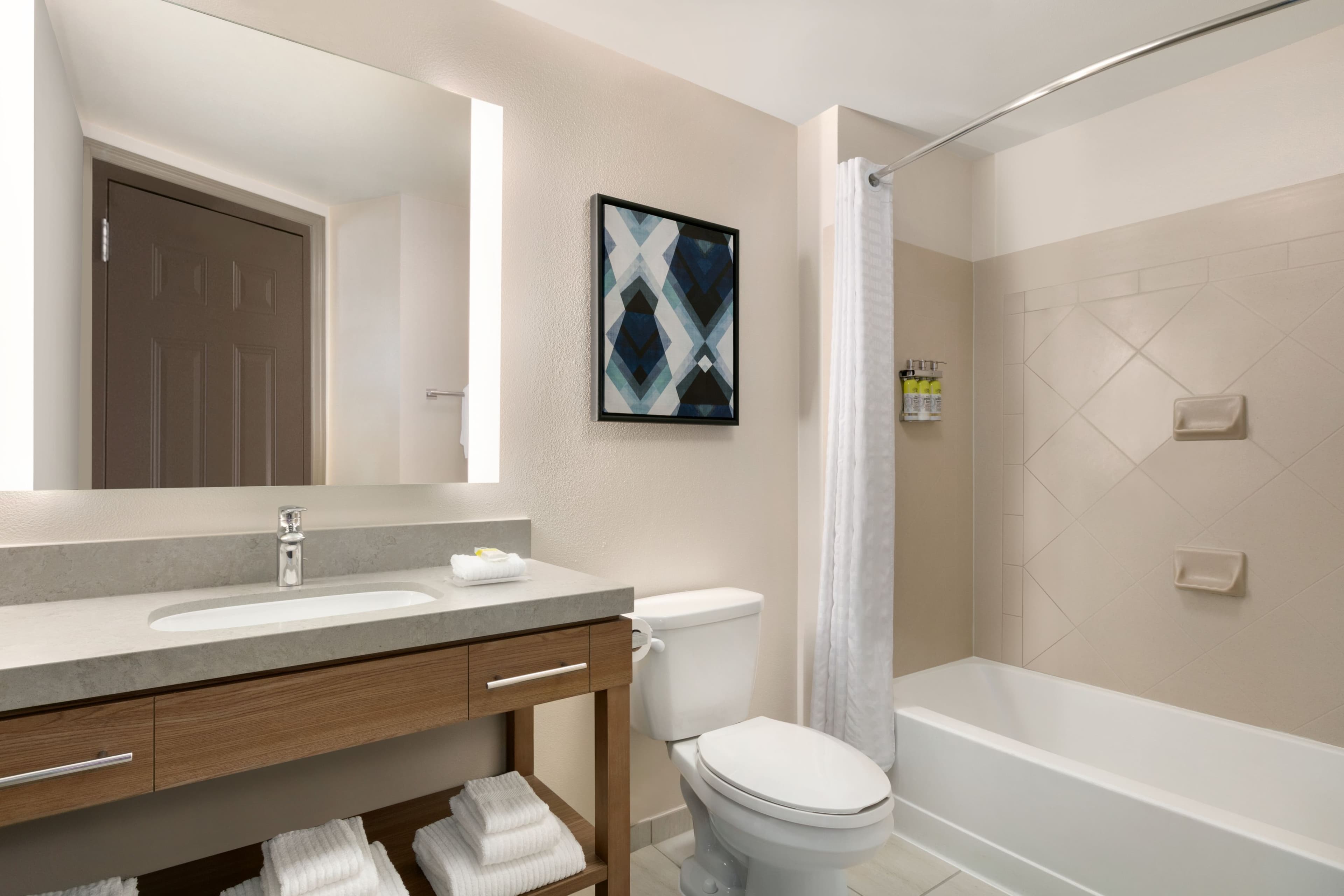 Studio Suite - Image 7