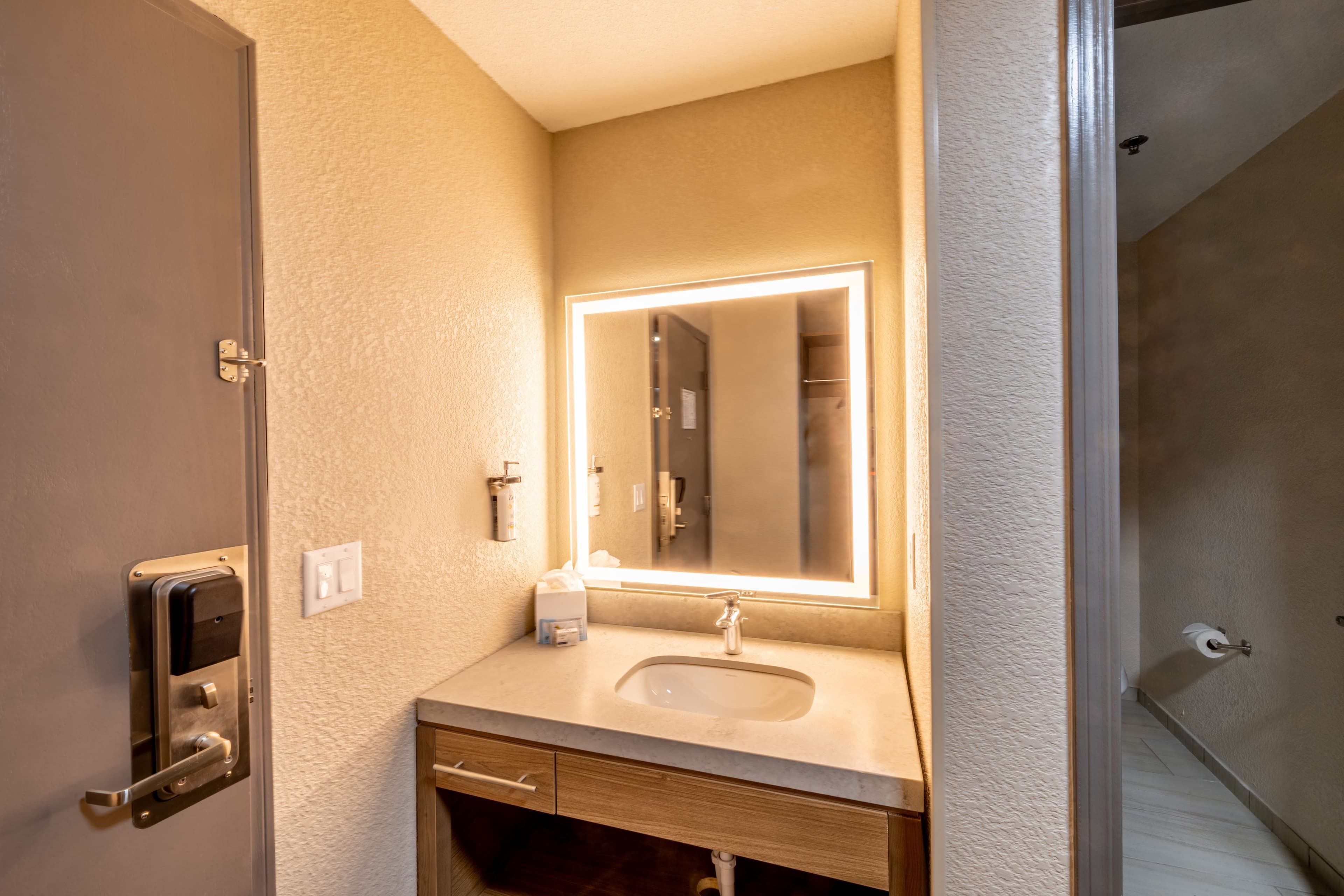 Candlewood Suites Wichita Northwest — 7