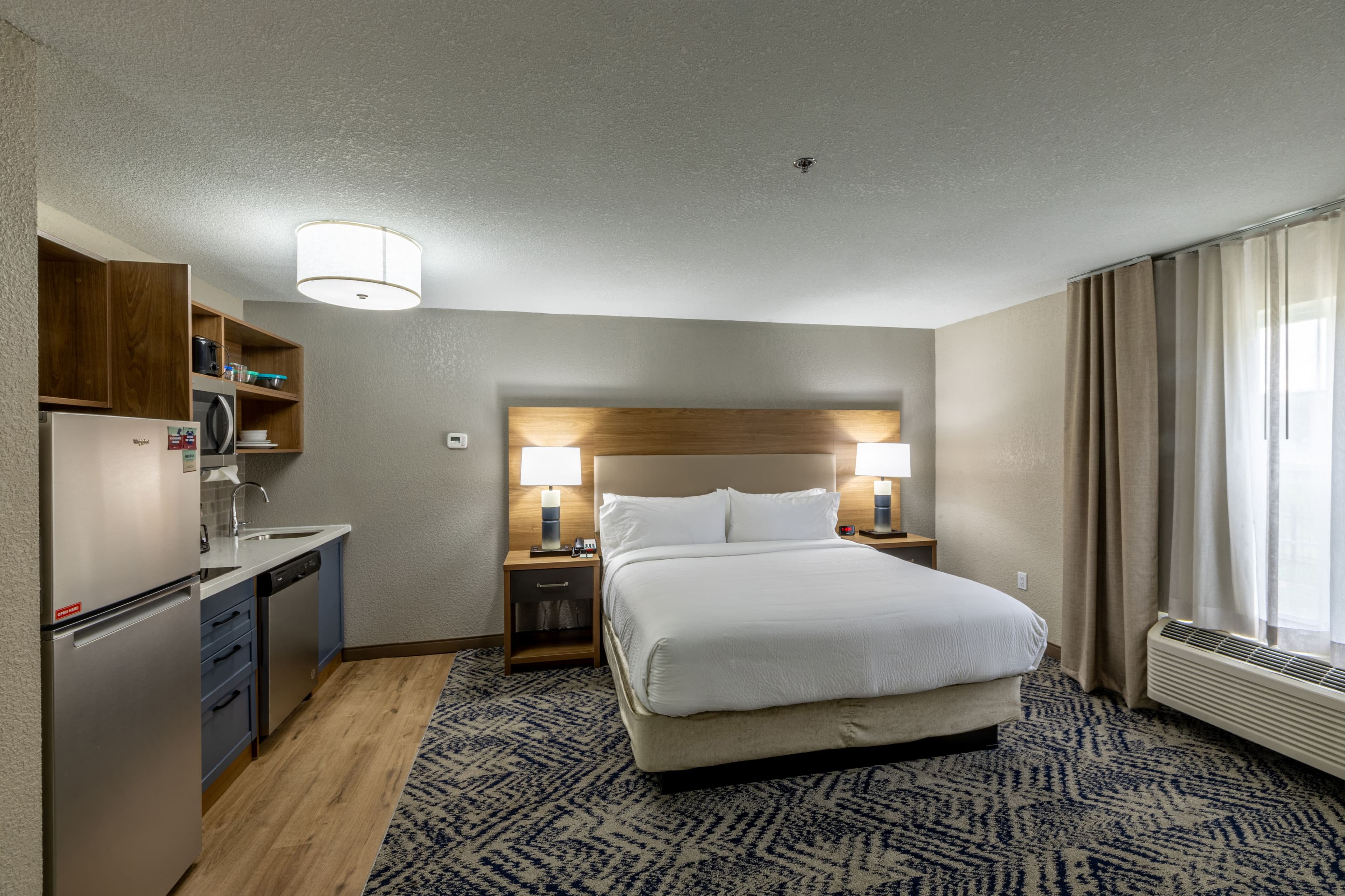 Candlewood Suites Wichita Northwest - Image 5
