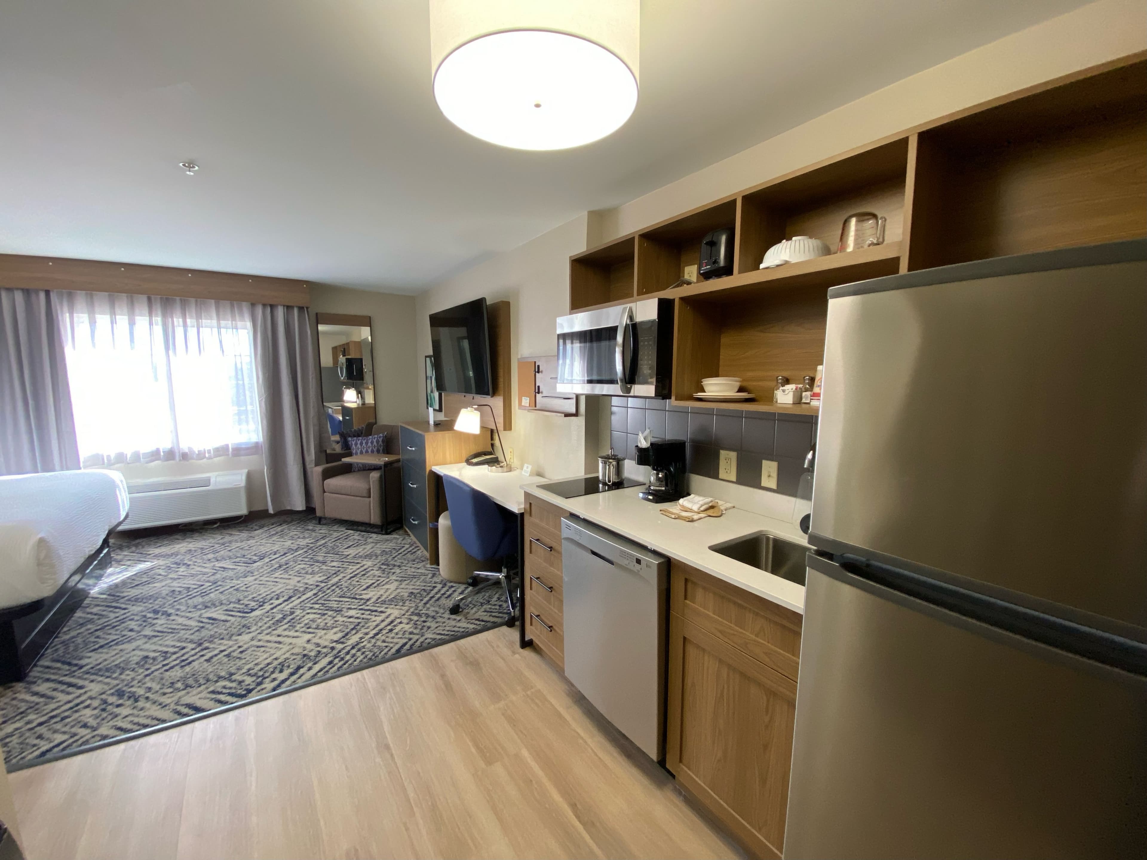 Studio Suite - Image 8